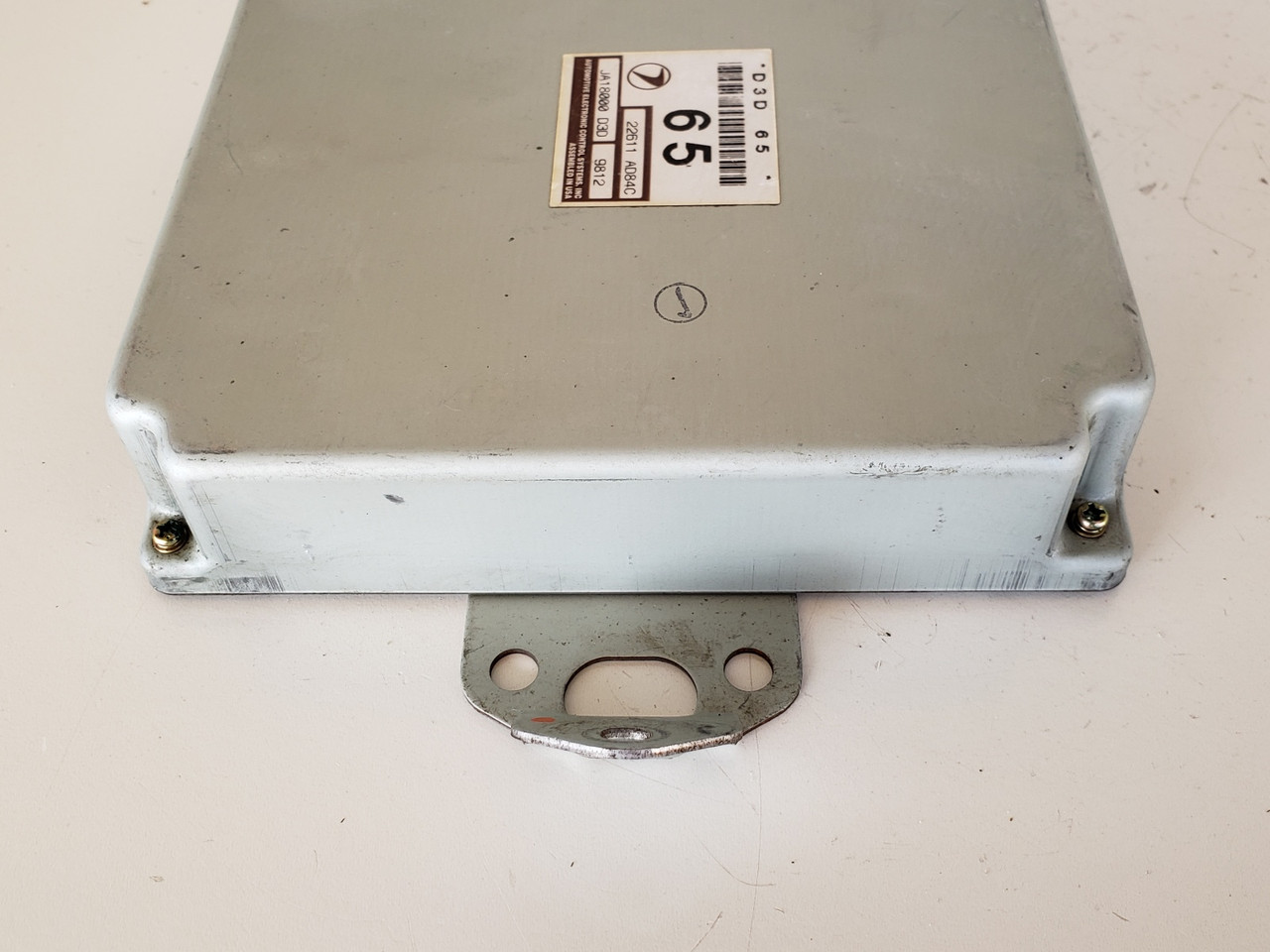 2000 Subaru Legacy 225511 AD84C Computer Brain Engine Control ECU ECM EBX Module