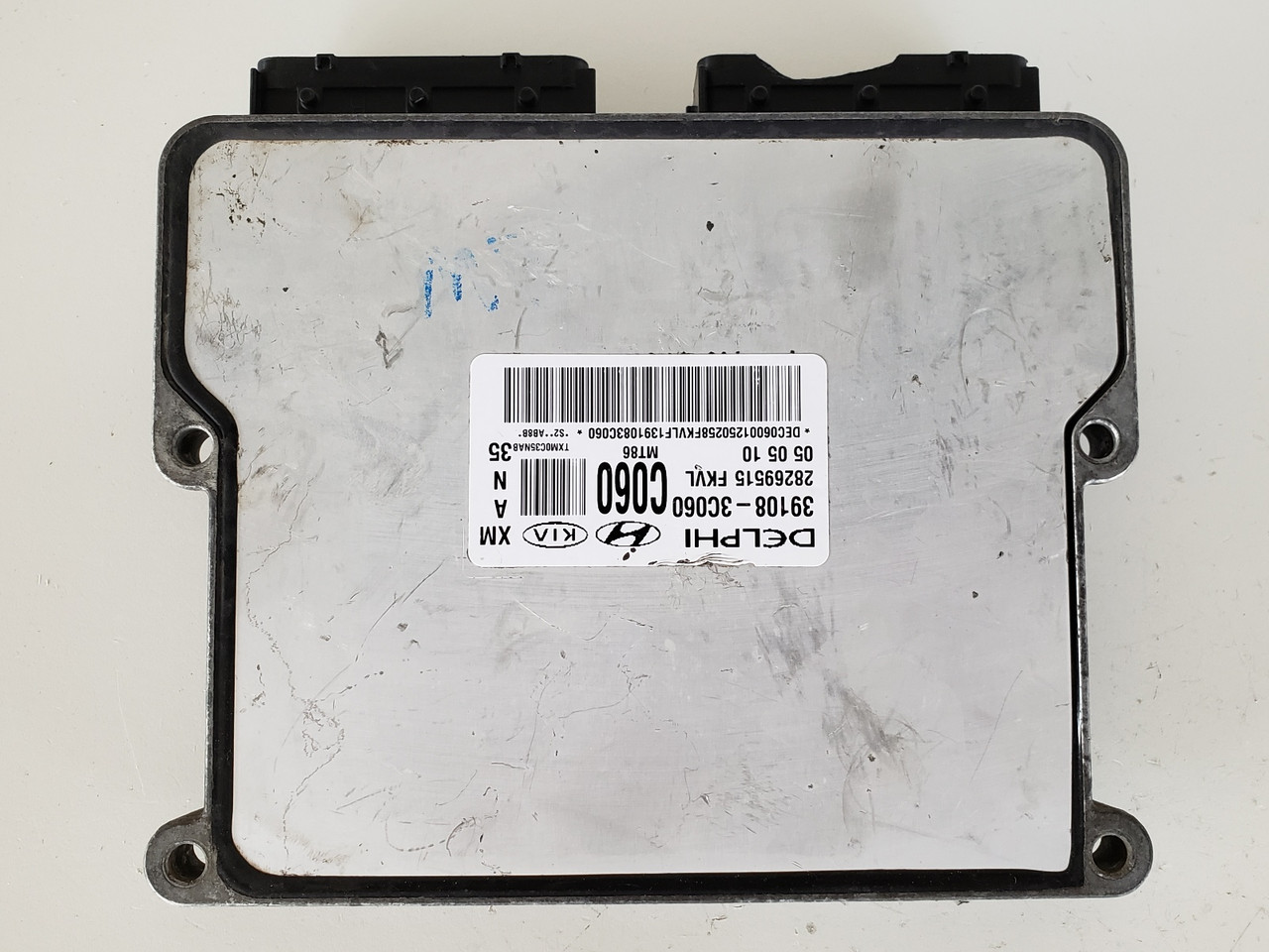 2011-2013 Sorento 39108-3C060 Computer Brain Engine Control ECU ECM EBX Module