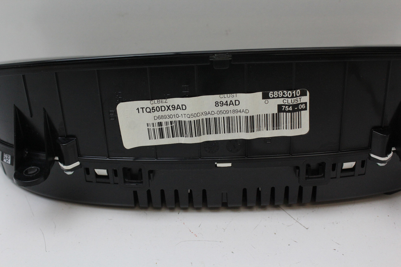 2013 13 Dart 05091894AA Speedometer Head Instrument Cluster Gauges 26K