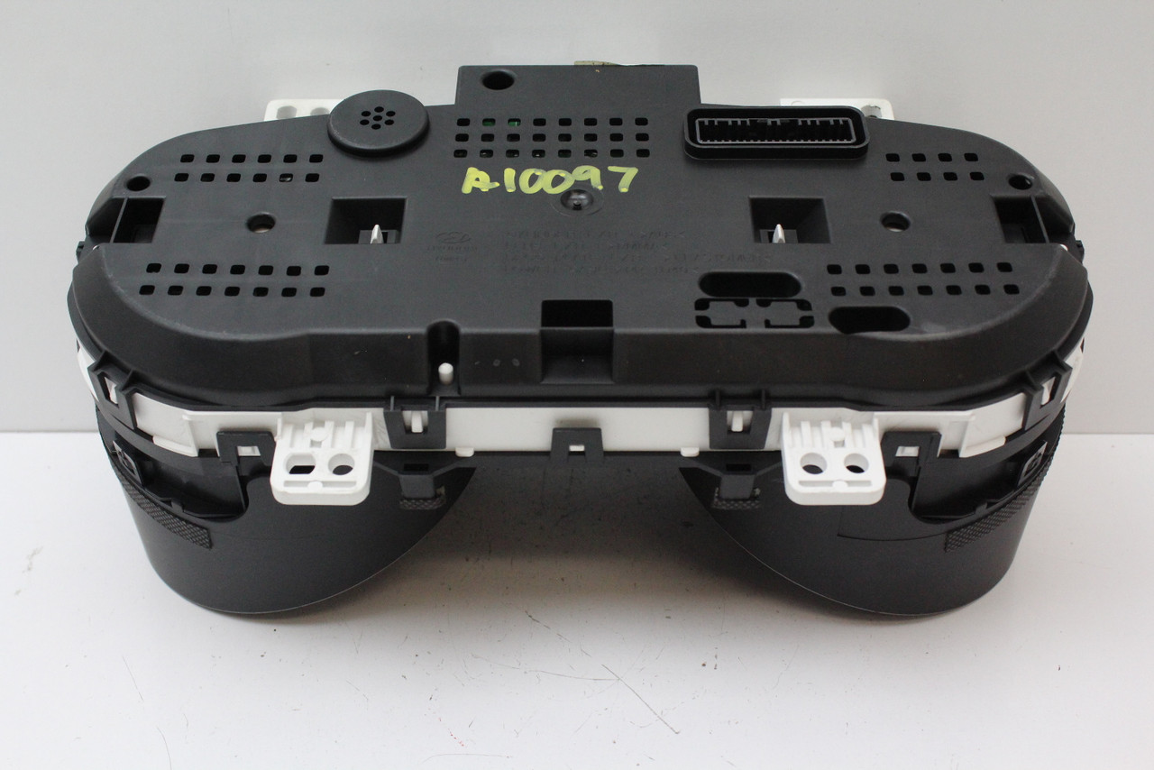 2013 13 Hyundai Elantra 94053-A5511 Speedometer Instrument Cluster Gauges 34K