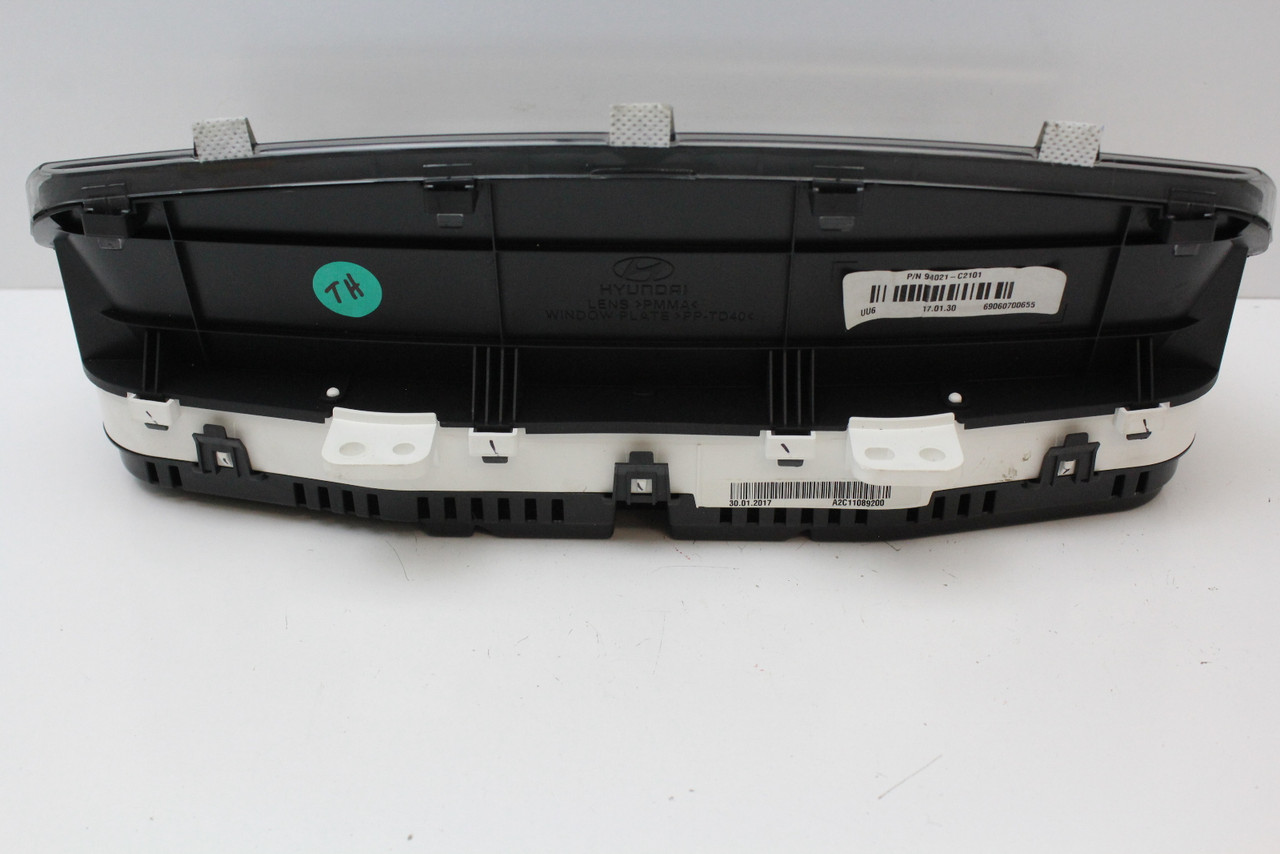 16 17 Hyundai Sonata 2.4L 94021-C2101 Speedometer Instrument Cluster Gauges 5K