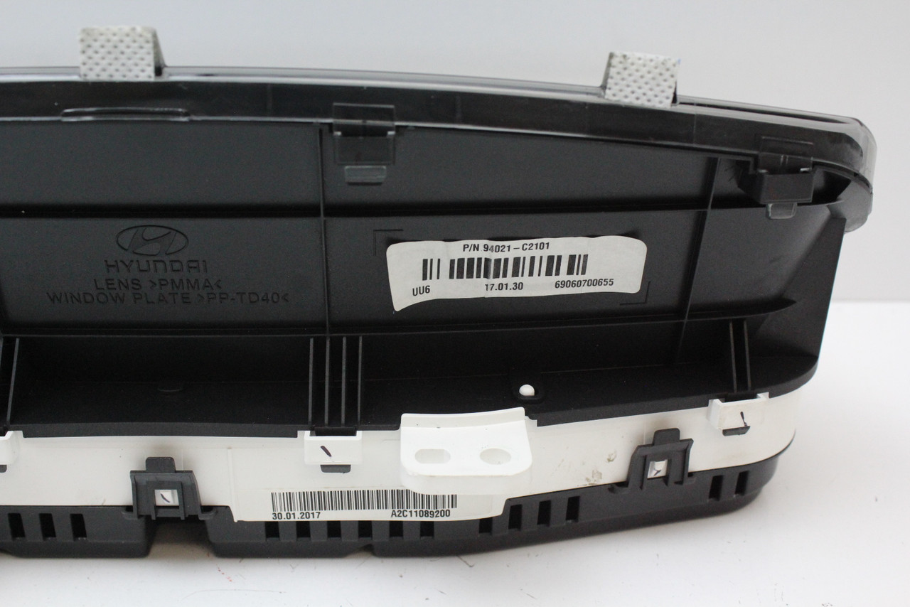 16 17 Hyundai Sonata 2.4L 94021-C2101 Speedometer Instrument Cluster Gauges 5K