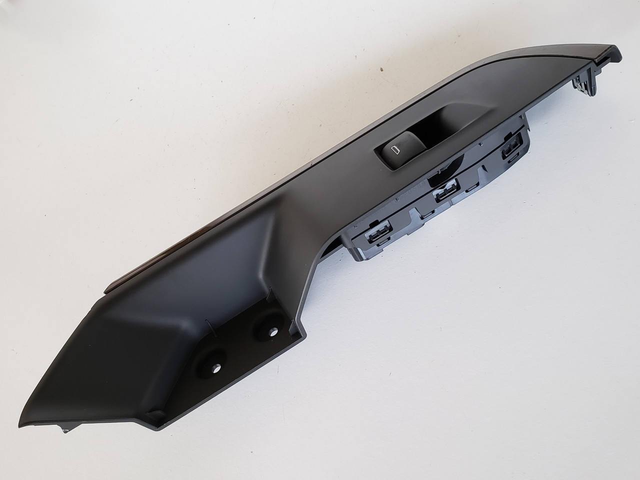 18 Gmc Acadia 23343975 Right Front Passenger Window Switch OEM 18 Gmc Acadia 23343975 Right Front Passenger Window Switch OEM