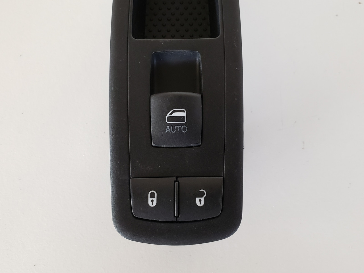 11 Chrysler Town & Country 04602544AG Right Front Passenger Window Switch OEM 11 Chrysler Town & Country 04602544AG Right Front Passenger Window Switch OEM