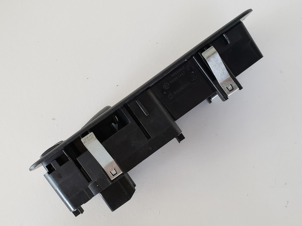 11 Chrysler Town & Country 04602544AG Right Front Passenger Window Switch OEM 11 Chrysler Town & Country 04602544AG Right Front Passenger Window Switch OEM