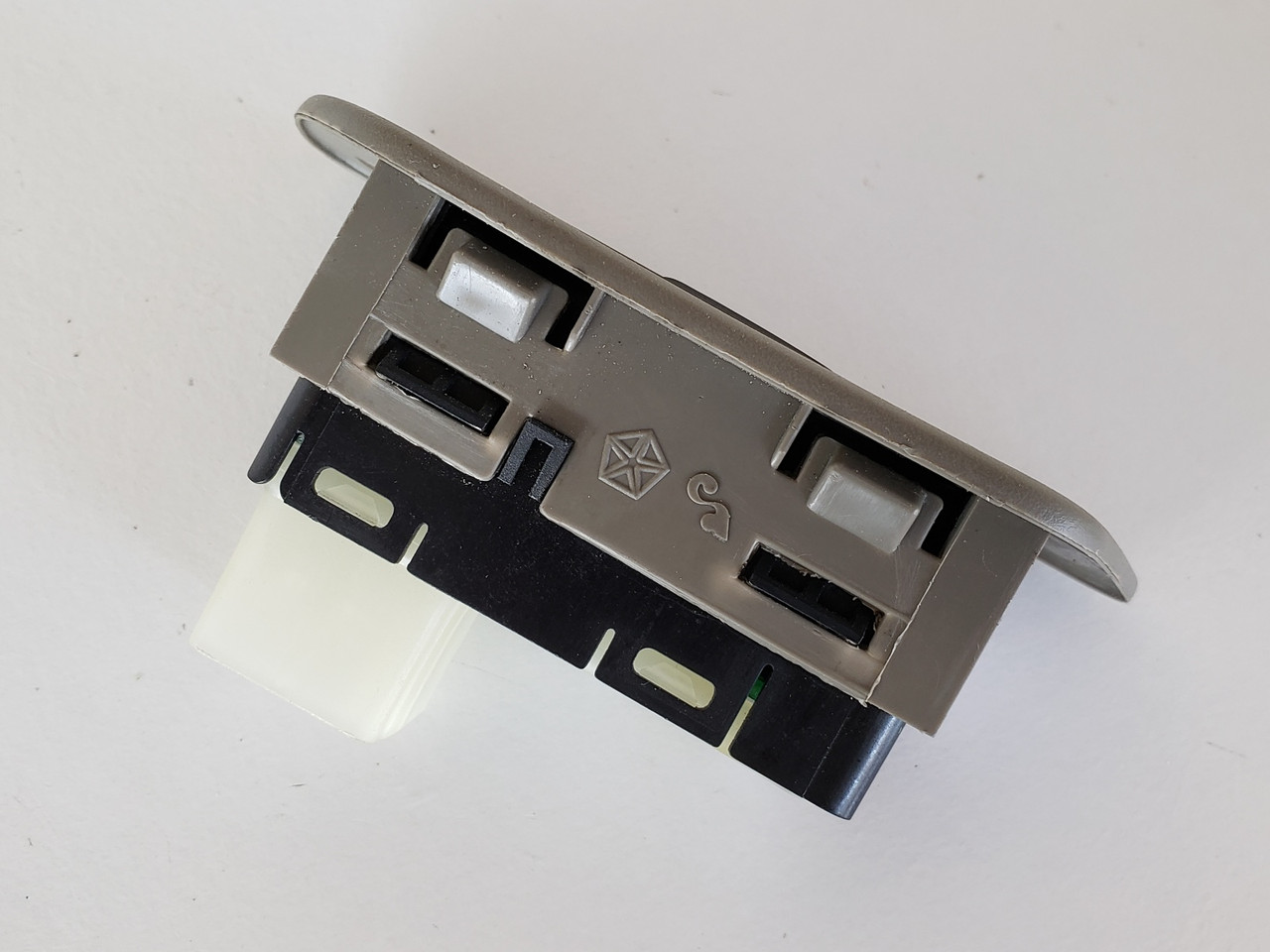 07-09 Dodge Durango 04602933AA Right Rear Passenger Window Switch OEM