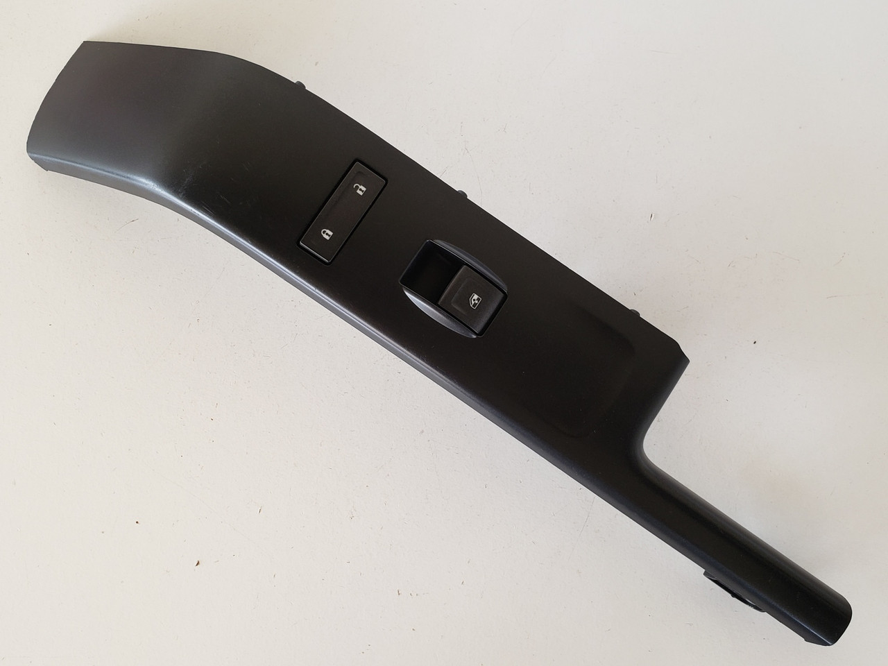 14-18 Chevy Silverado 1500 2500 23129535 Right Front Passenger Window Switch OEM 14-18 Chevy Silverado 1500 2500 23129535 Right Front Passenger Window Switch OEM