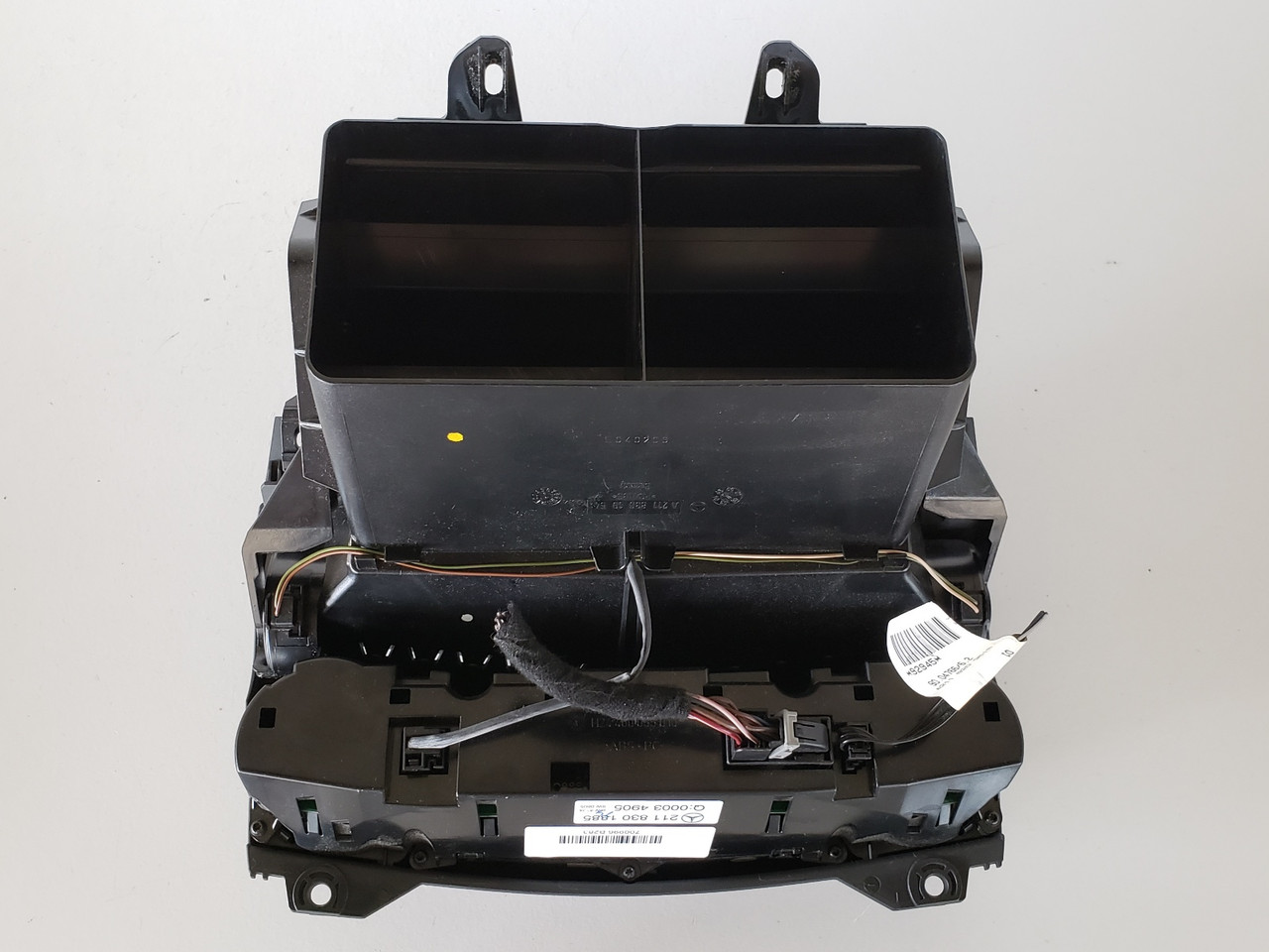 07 Mercedes E280 211 830 1885 Climate Control Panel Temperature Unit A/C Heater