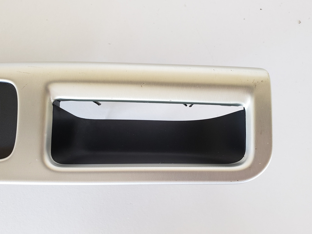 10-11 VW 30 Series 31334361 Drivers Side Left Master Window Switch OEM 10-11 VW 30 Series 31334361 Drivers Side Left Master Window Switch OEM