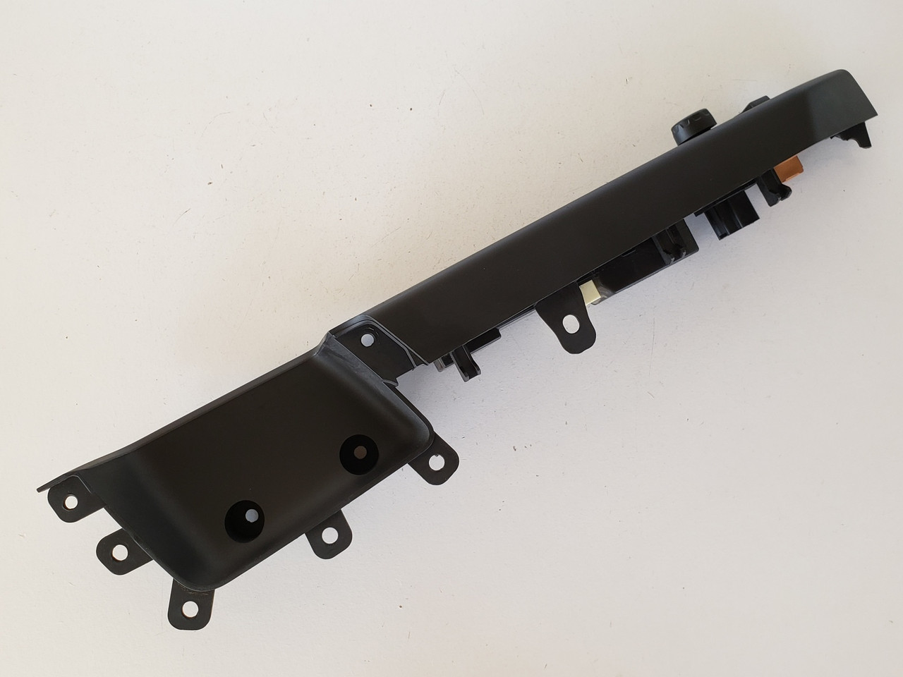 12-15 Chevy Captiva Sport 202005436 Drivers Side Left Master Window Switch OEM 12-15 Chevy Captiva Sport 202005436 Drivers Side Left Master Window Switch OEM