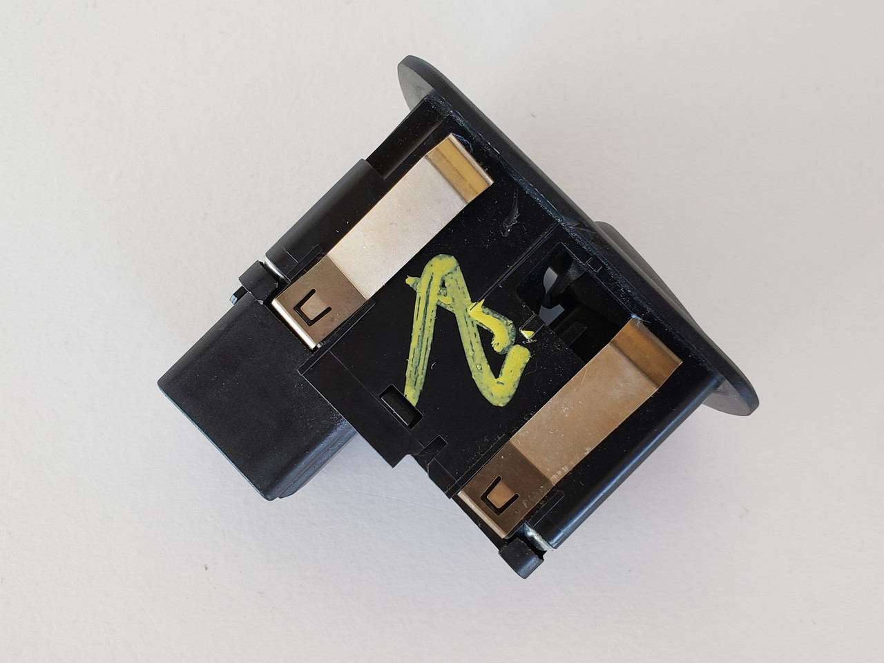 08-12 Jeep Liberty 04602531AE Left & Right Rear Passenger Window Switch OEM