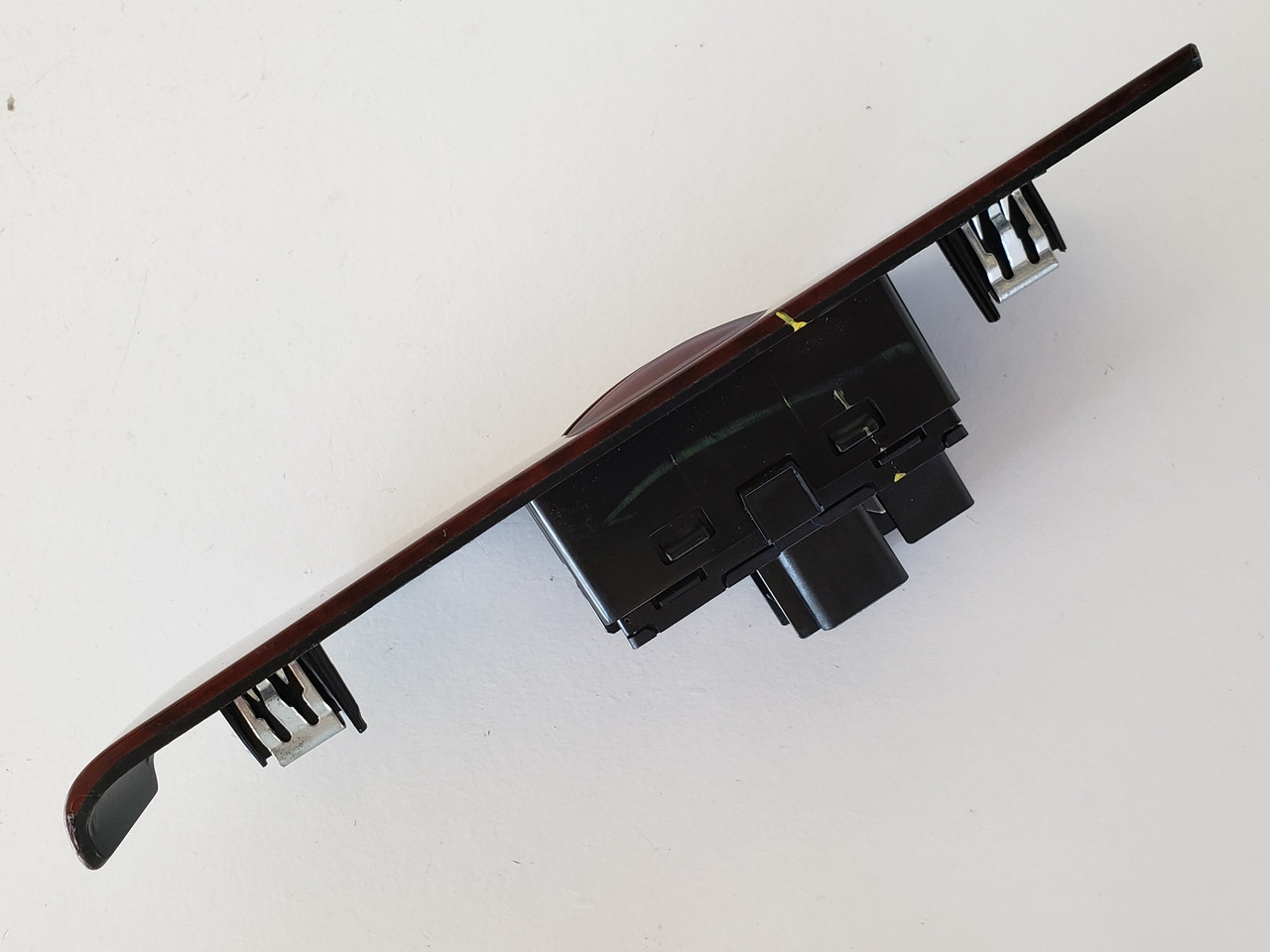 07-08 Cadillac Escalade 15888175 Right Rear Passenger Window