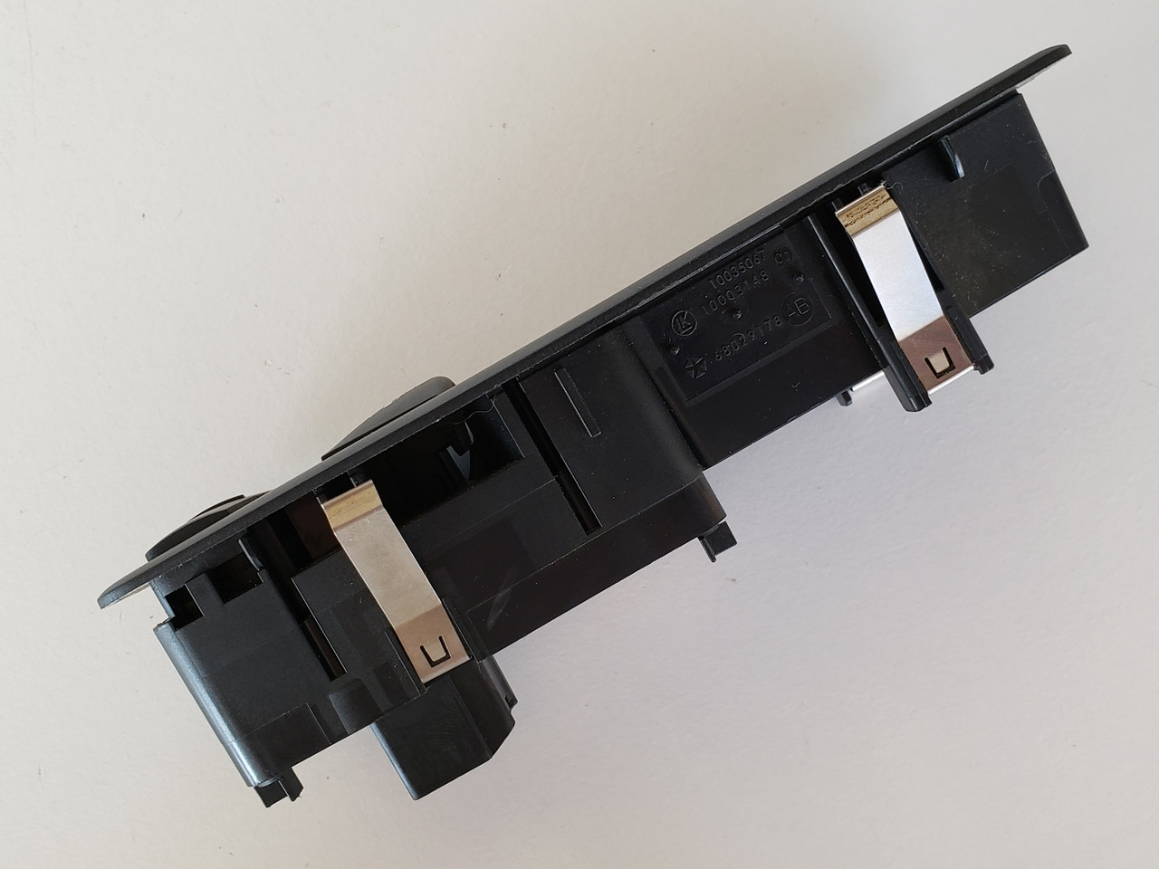 08-11 Chrysler Town & Country 68029178AB Right Front Passenger Window Switch OEM