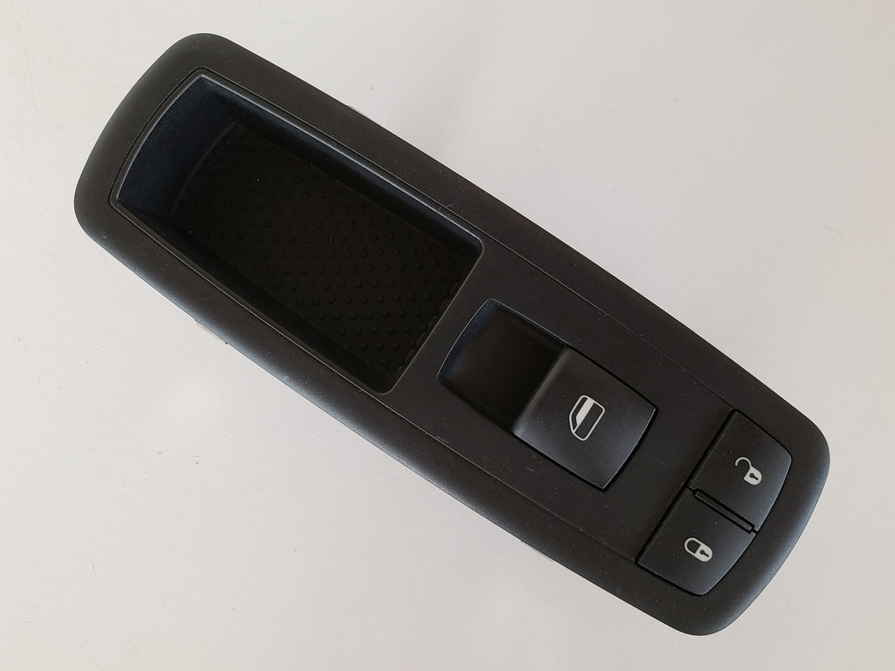 08-11 Chrysler Town & Country 68029178AB Right Front Passenger Window Switch OEM