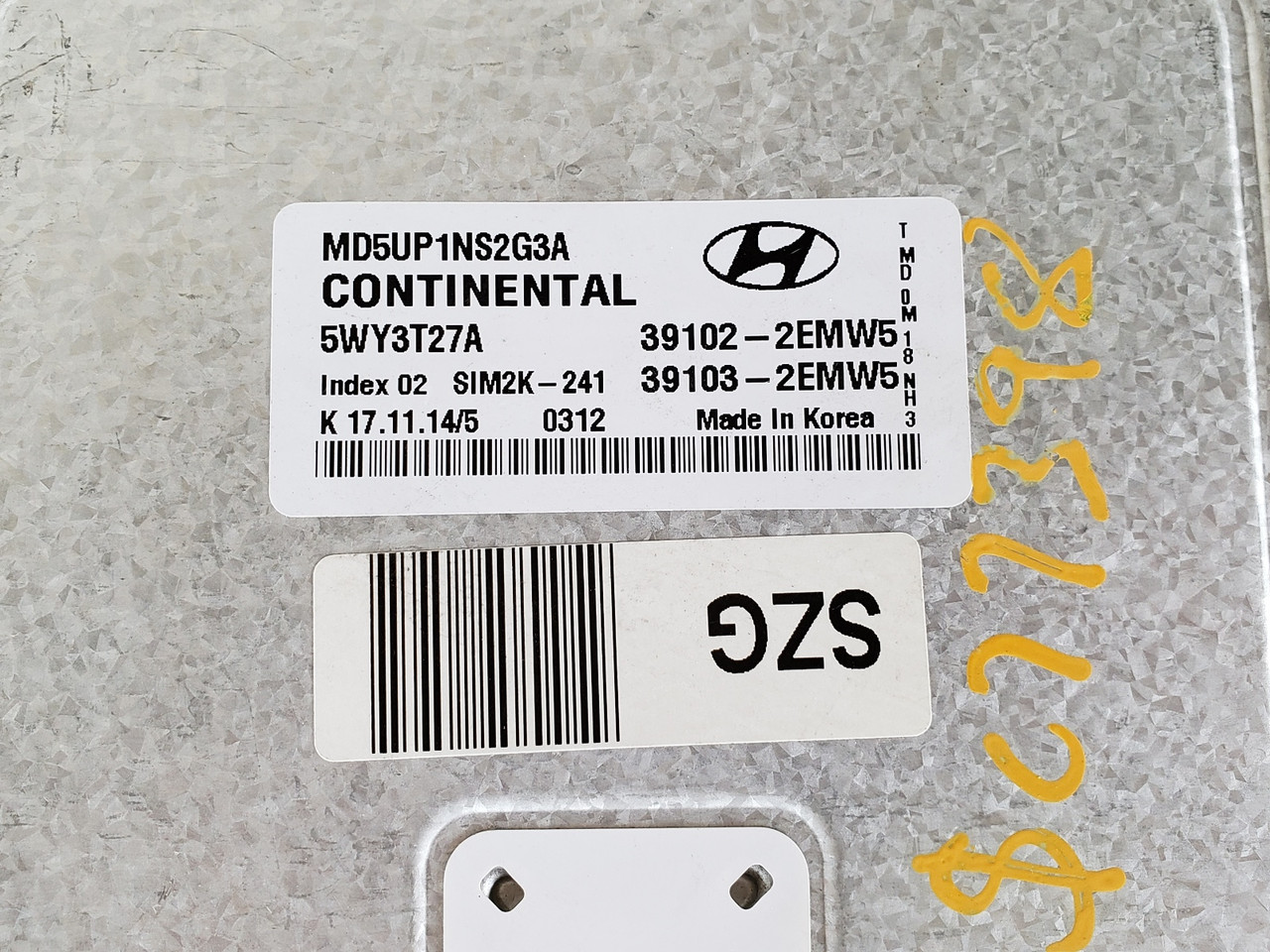 2015 Elantra 39103-2EMW5 Computer Brain Engine Control ECU ECM EBX Module