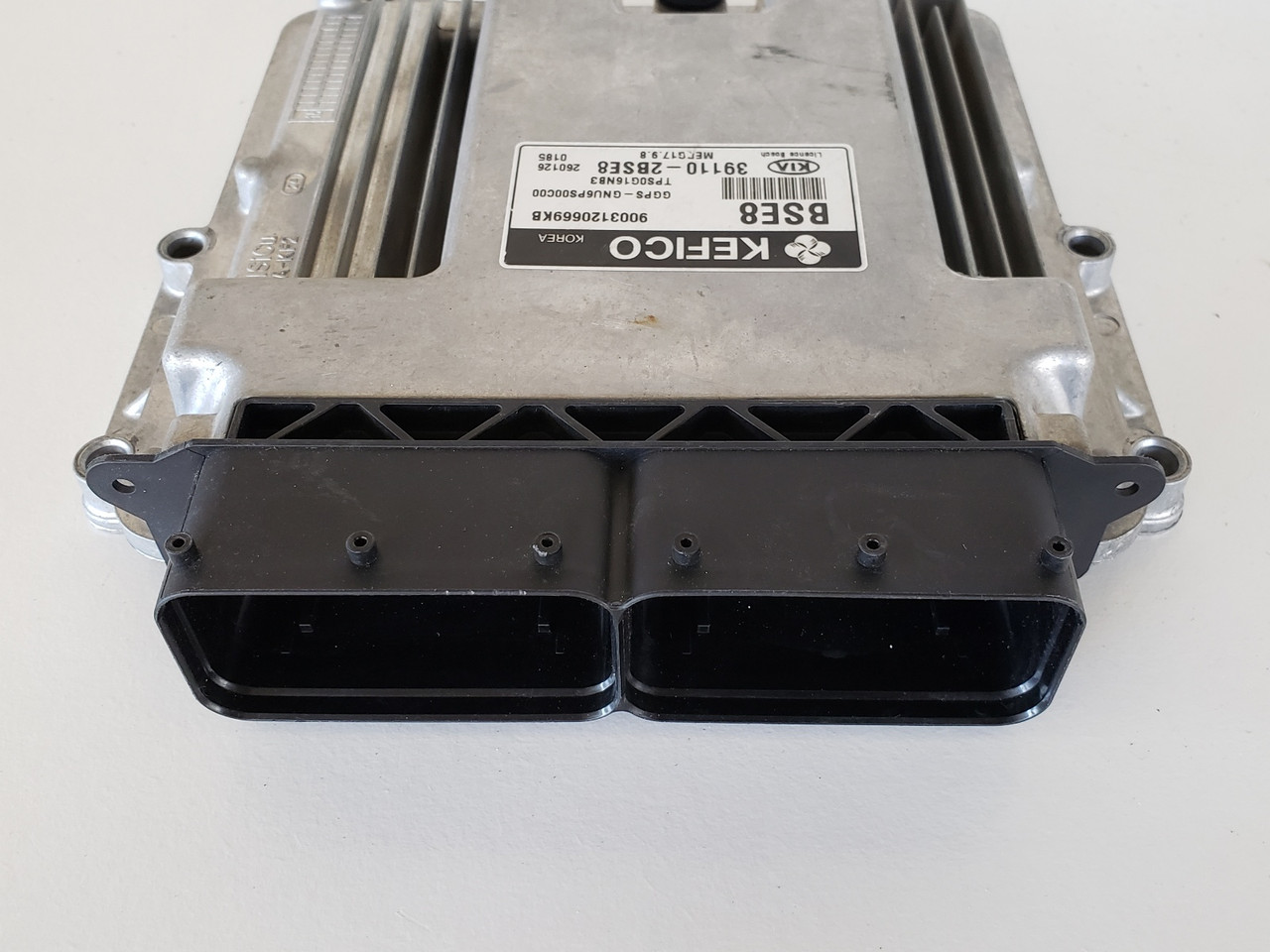 2016 Kia Soul 39110-2BSE8 Computer Brain Engine Control ECU ECM EBX Module