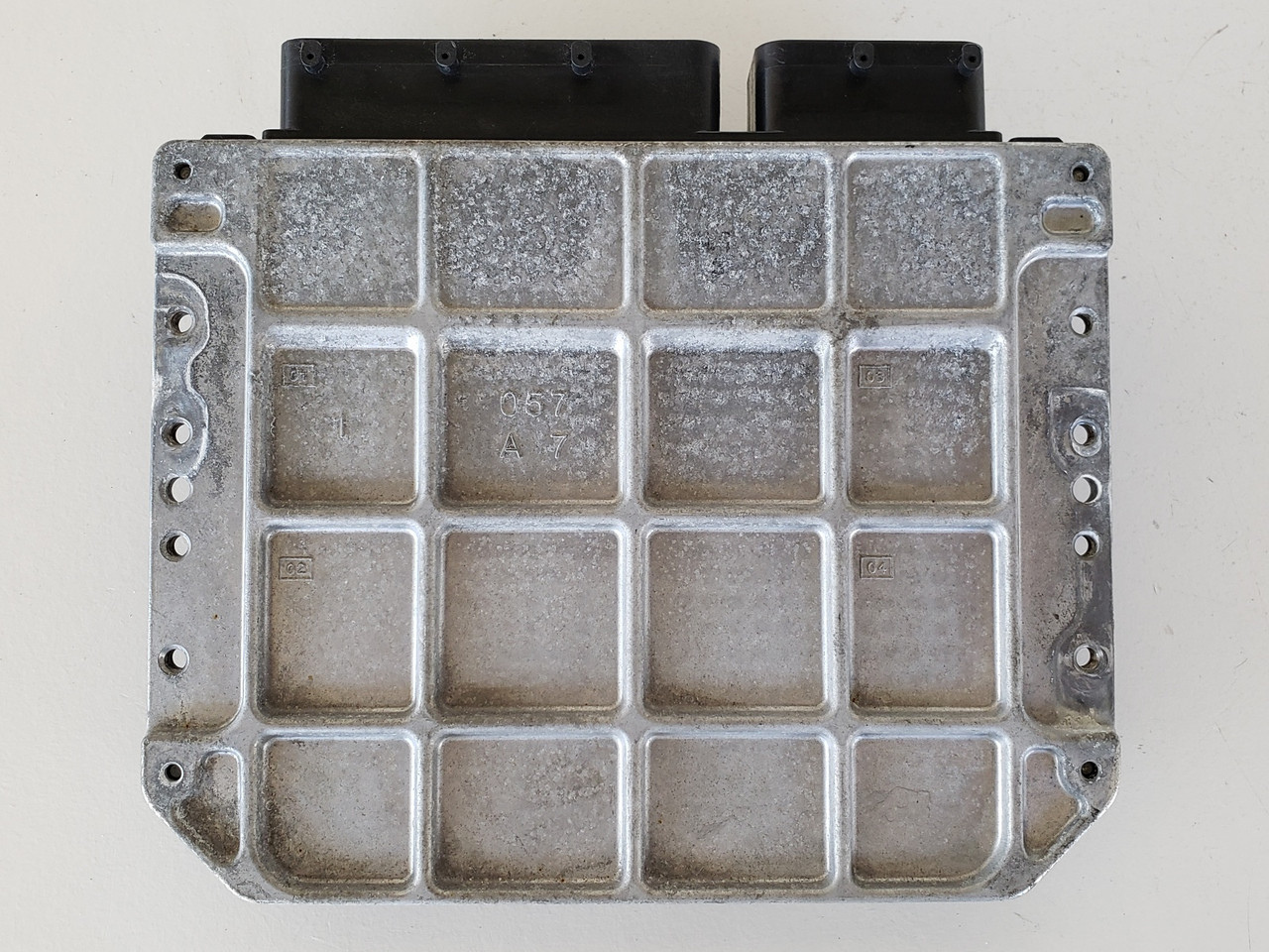 15-17 Lexus CT200H 89661-76161 Computer Brain Engine Control ECU ECM EBX Module 15-17 Lexus CT200H 89661-76161 Computer Brain Engine Control ECU ECM EBX Module