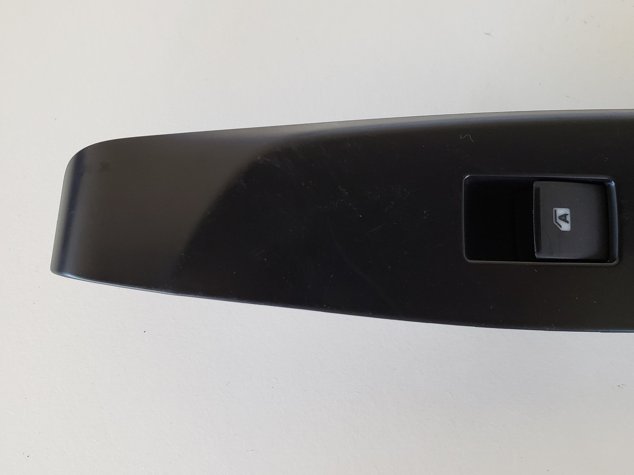 18-20 Toyota Camry 74272-06820 Left Rear Passenger Window Switch OEM