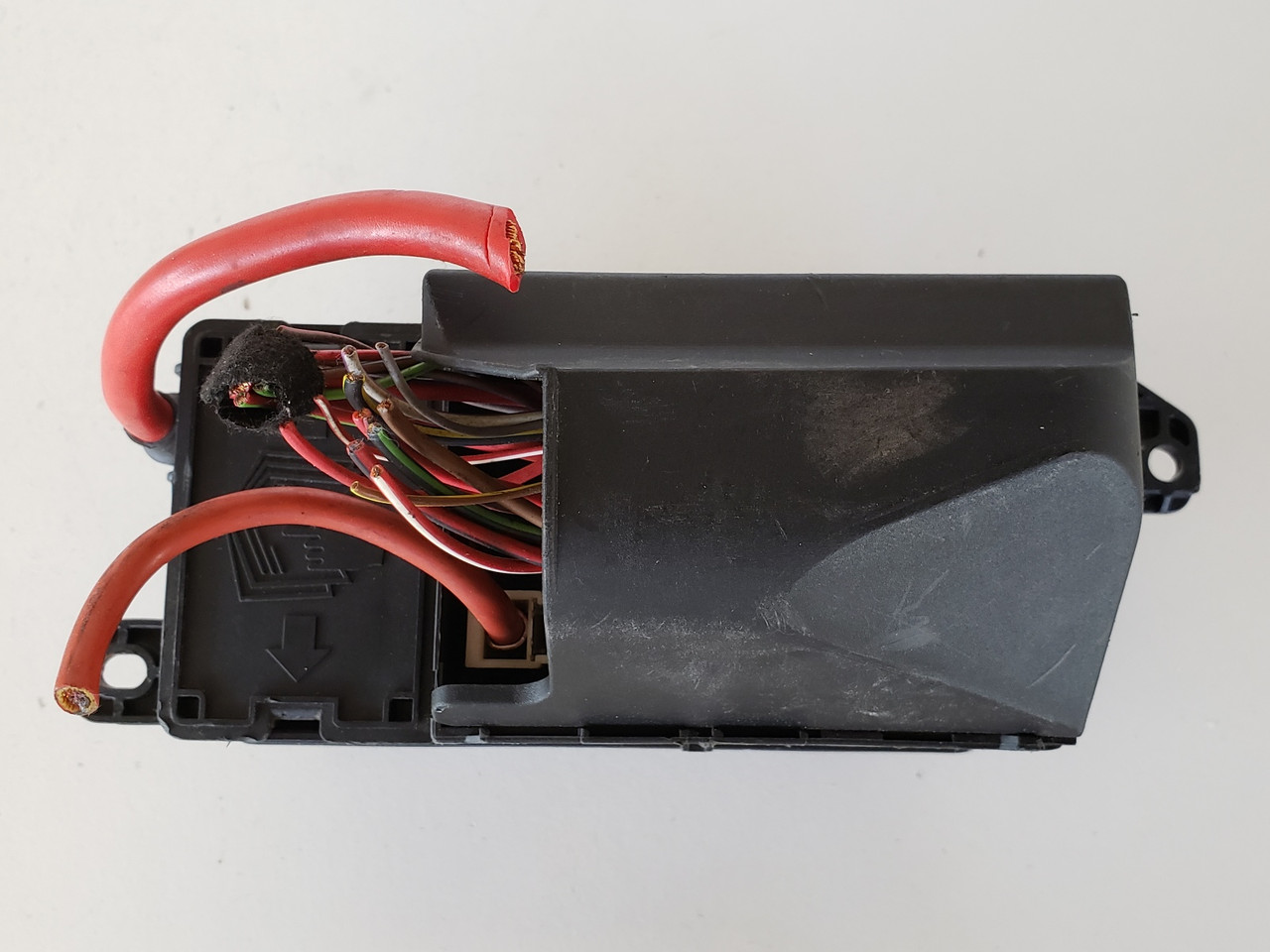 2011 Mini Clubman 17236010 Fusebox Fuse Box Relay Unit Module 2011 Mini Clubman 17236010 Fusebox Fuse Box Relay Unit Module