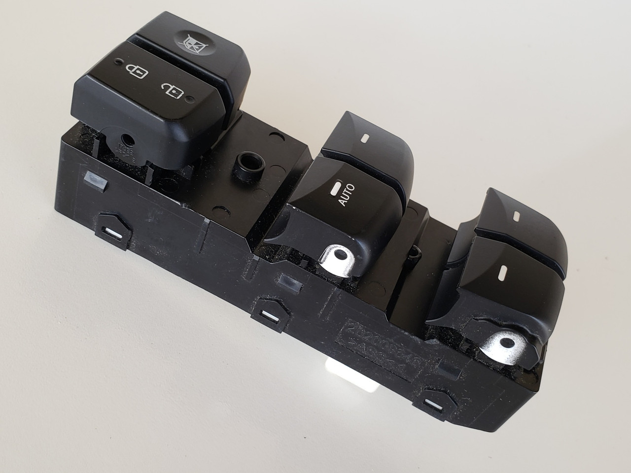 14-16 Hyundai Elantra Drivers Side Left Master Window Switch OEM 14-16 Hyundai Elantra Drivers Side Left Master Window Switch OEM