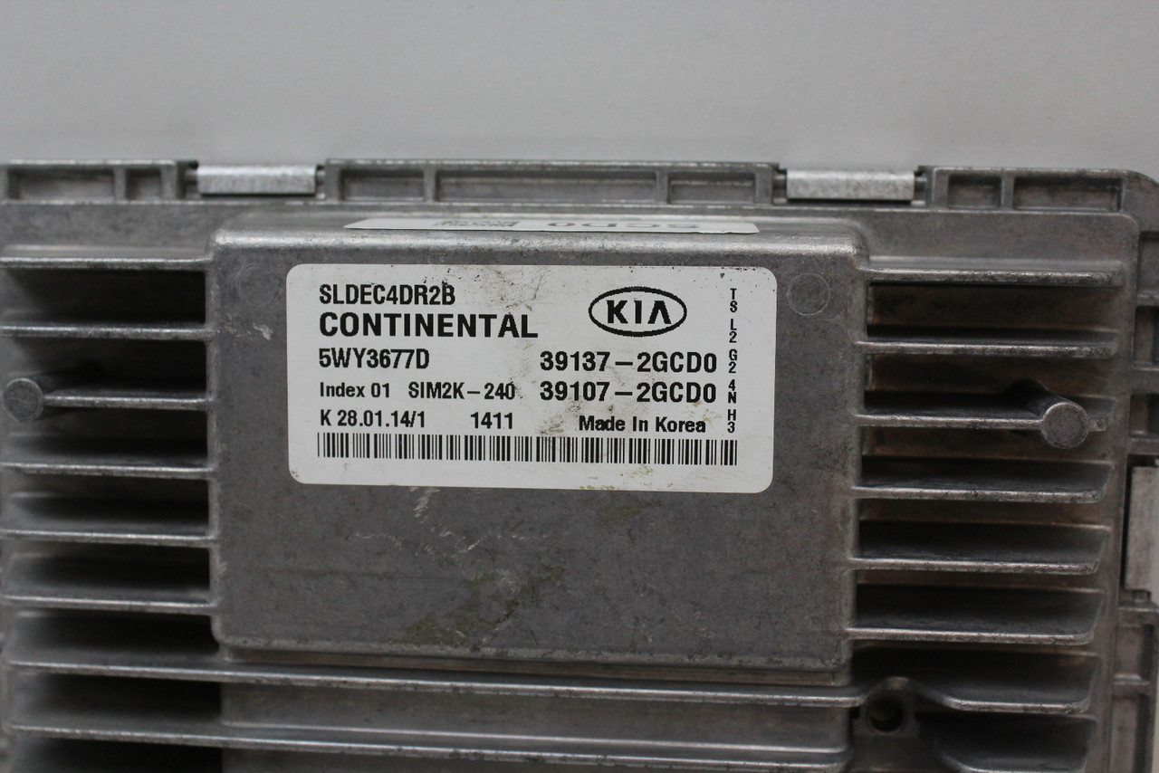 14 15 16 Kia Sportage 39107-2GCD0 Computer Engine Control ECU ECM EBX Module