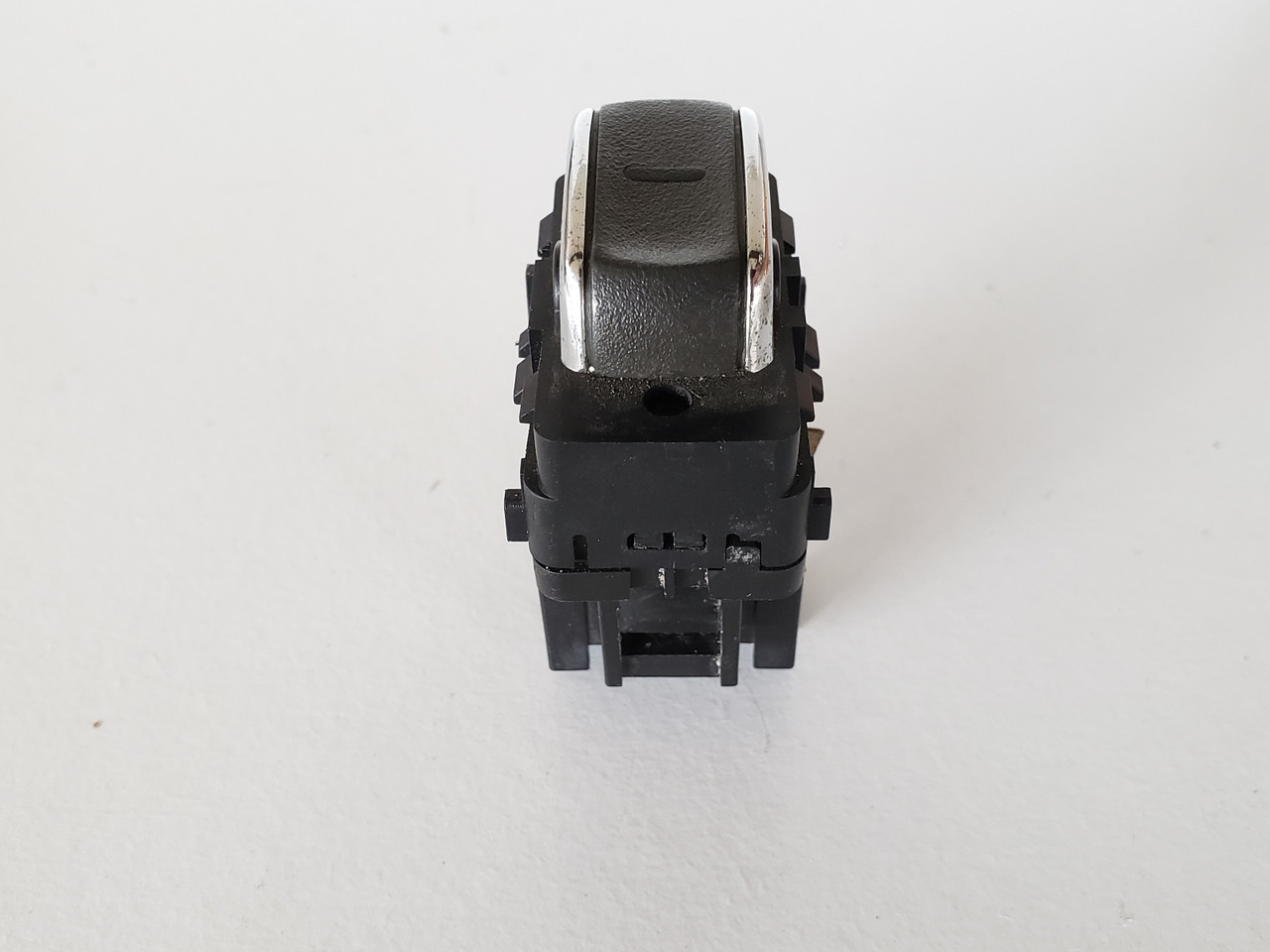 99 Cadillac Deville Right Front Passenger Window Switch OEM