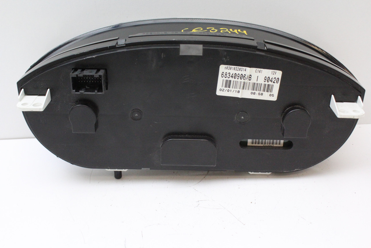 14-17 Dodge Promaster Van 68340906AB Speedometer Instrument Cluster Gauges 46K