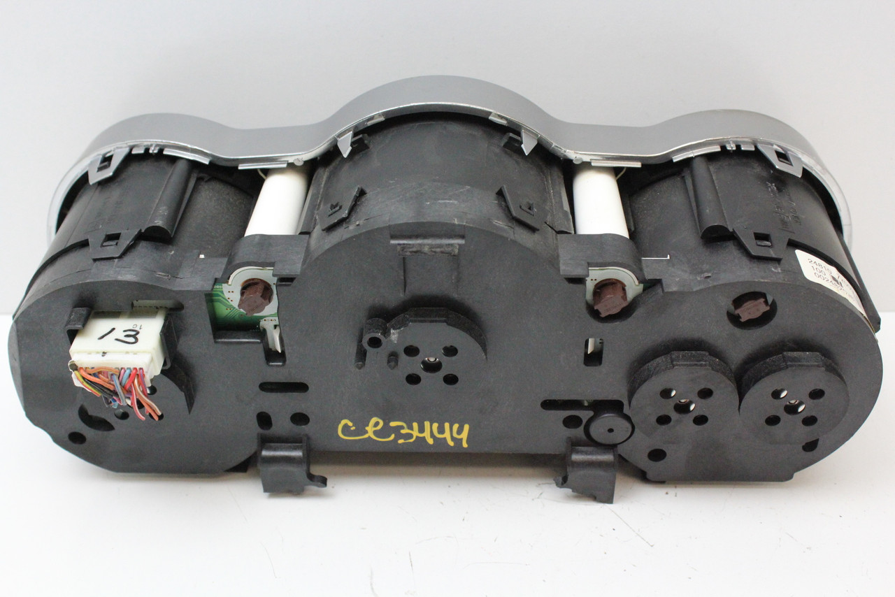 2004 04 Infiniti G35 24810 7Y009 Speedometer Head Instrument Cluster Gauges 124K