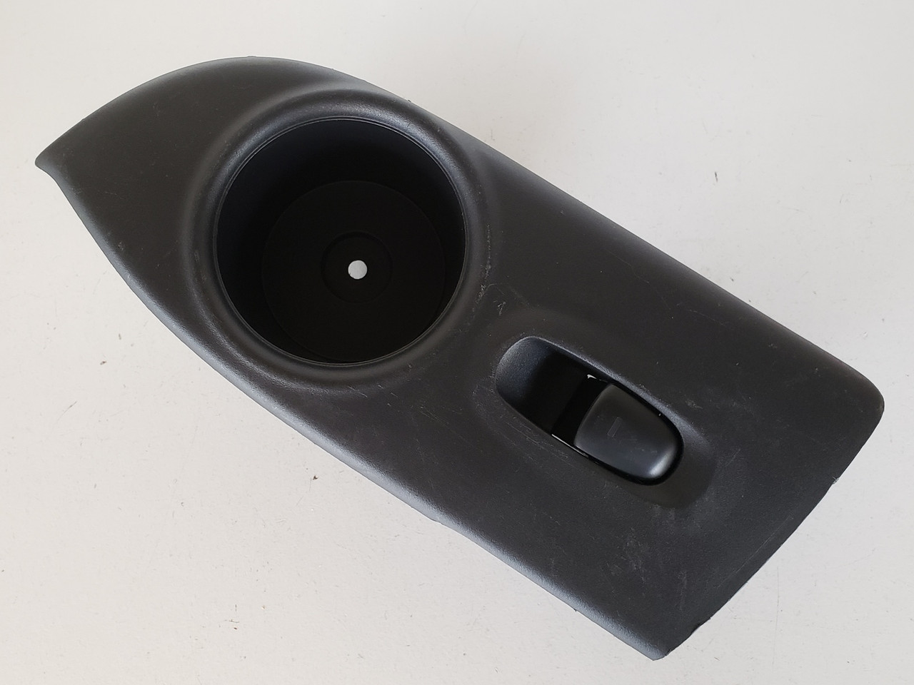 13-20 Nissan Pathfinder 25411 3TA3A Left Rear Passenger Window Switch OEM 13-20 Nissan Pathfinder 25411 3TA3A Left Rear Passenger Window Switch OEM