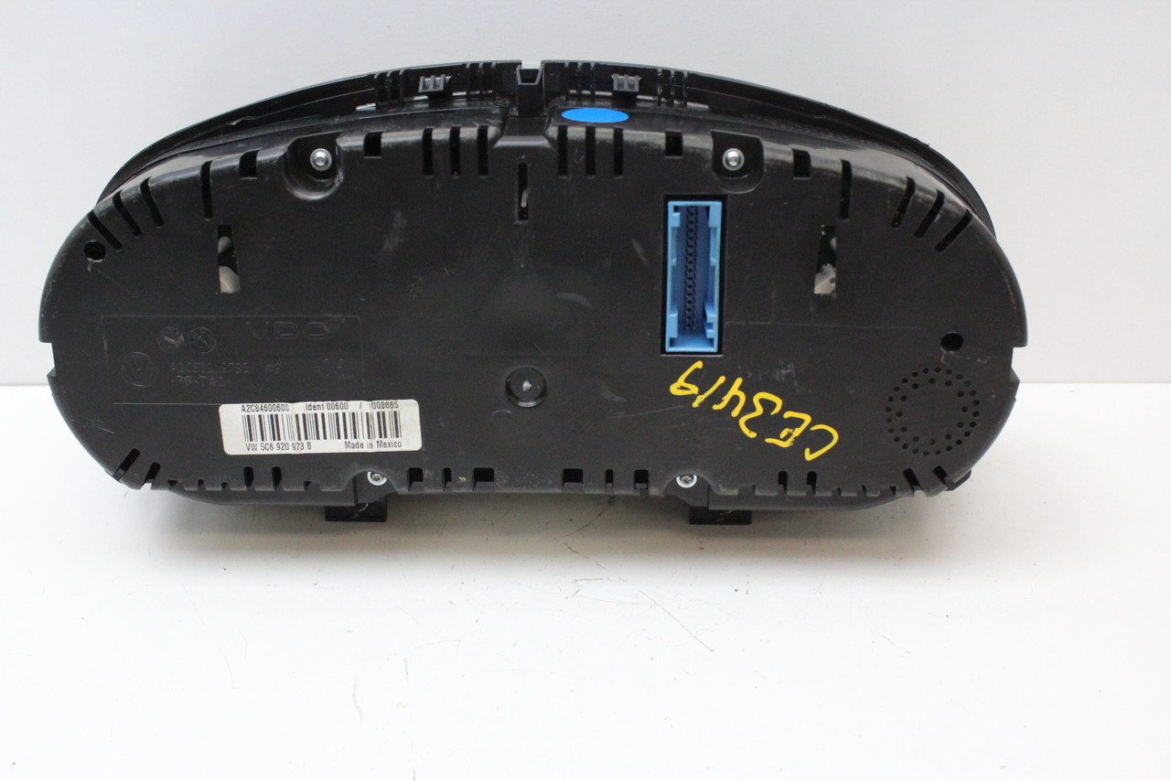 2014 14 Volkswagen Jetta 5C6920973B Speedometer Instrument Cluster Gauges 69K