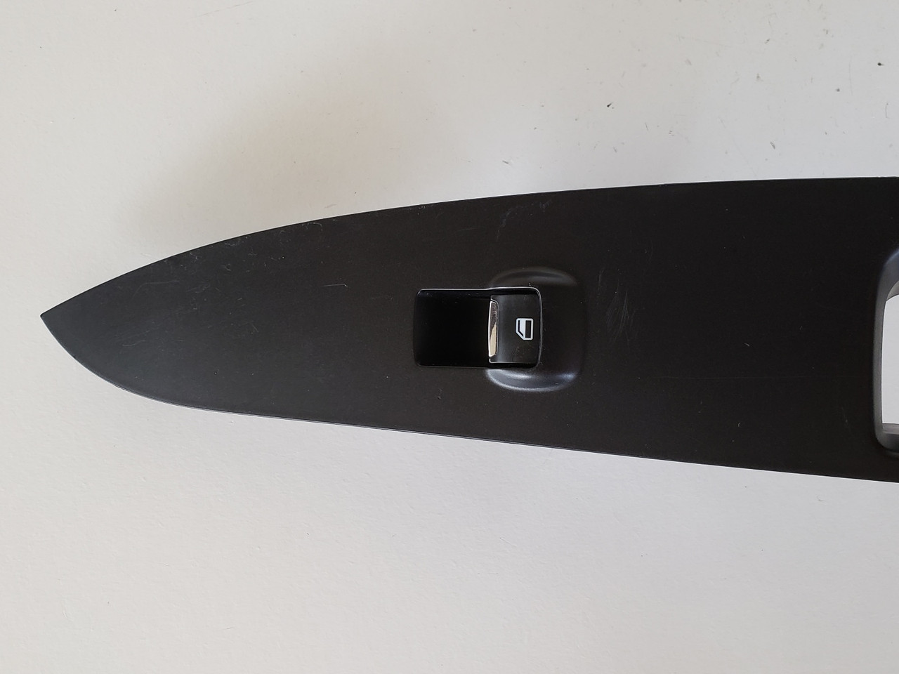 13-20 Ford Fusion DC9T-14529-ABW Right Front Passenger Window Switch OEM 13-20 Ford Fusion DC9T-14529-ABW Right Front Passenger Window Switch OEM