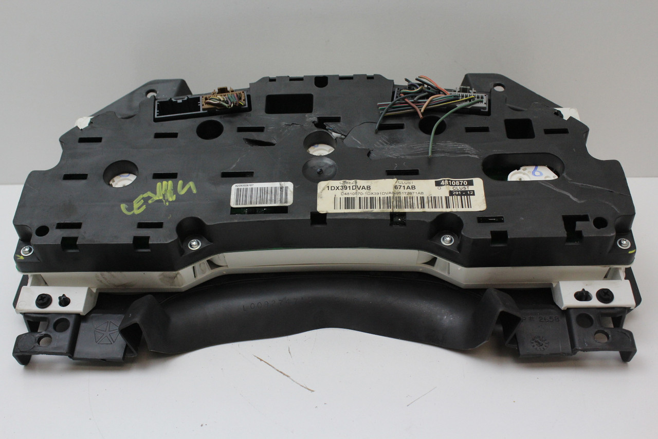 2009 09 Dodge Caliber 05172671AB Speedometer Head Instrument Cluster Gauges 42K