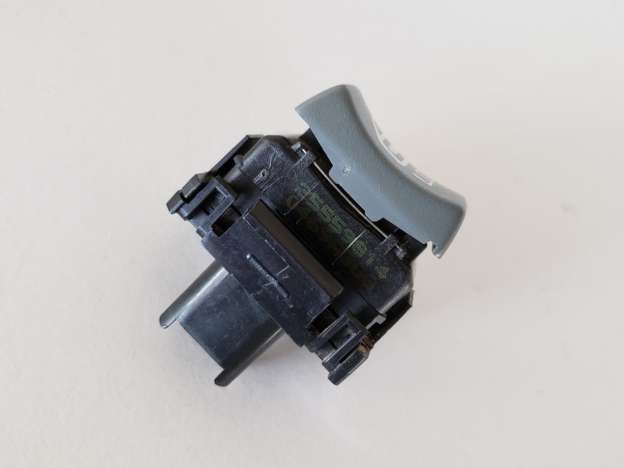 92-99 Pontiac Bonneville 25559814 Door Lock Control Switch OEM 92-99 Pontiac Bonneville 25559814 Door Lock Control Switch OEM