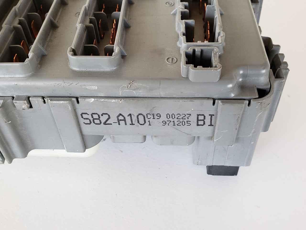 1998 Honda Accord 38850-S82-A10 Multiplex Fusebox Fuse Box Relay Unit Module
