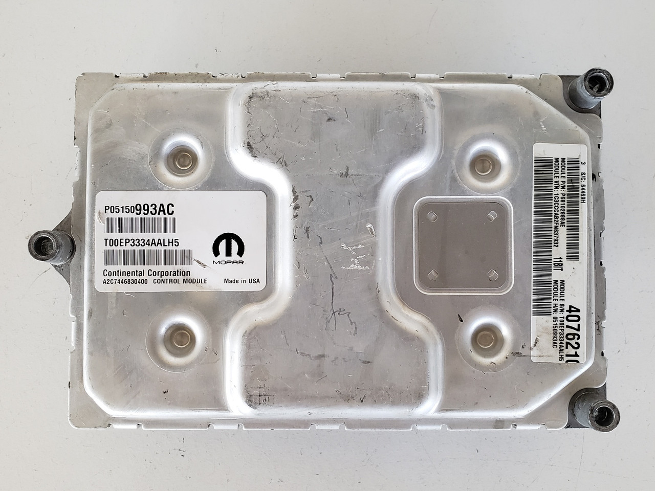 2015 Chrysler 200 P68102888AE Computer Brain Engine Control ECU ECM EBX Module