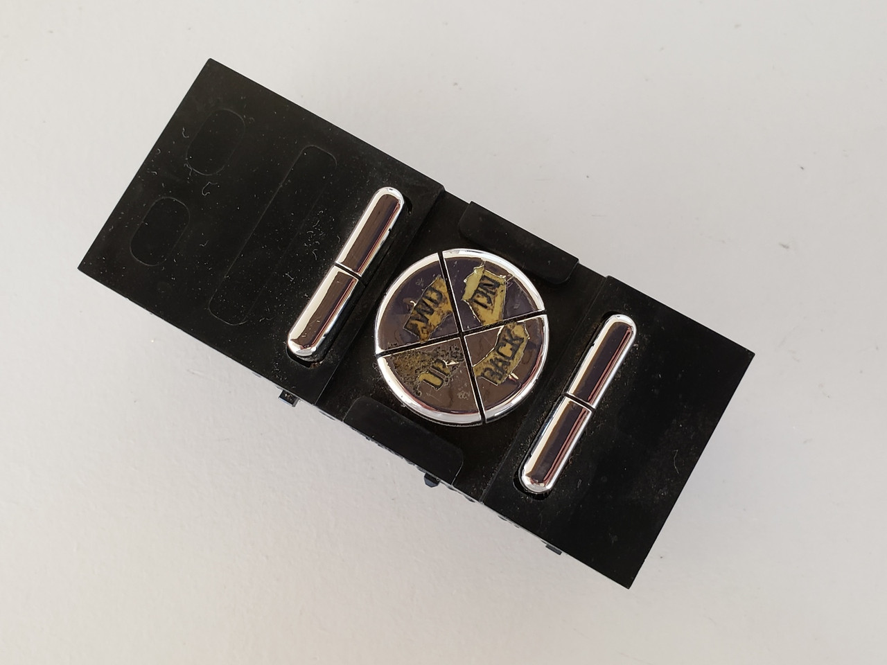 92-96 Buick LeSabre 25554277 Drivers Side Left Seat Adjuster Switch OEM 92-96 Buick LeSabre 25554277 Drivers Side Left Seat Adjuster Switch OEM