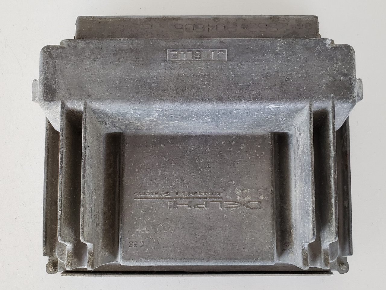 2004 Cadillac Escalade 12586242 Computer Brain Engine Control ECU ECM EBX Module
