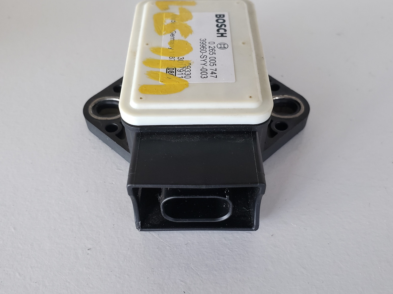 Honda / Acura 0 265 005 747 Yaw Rate Speed Sensor