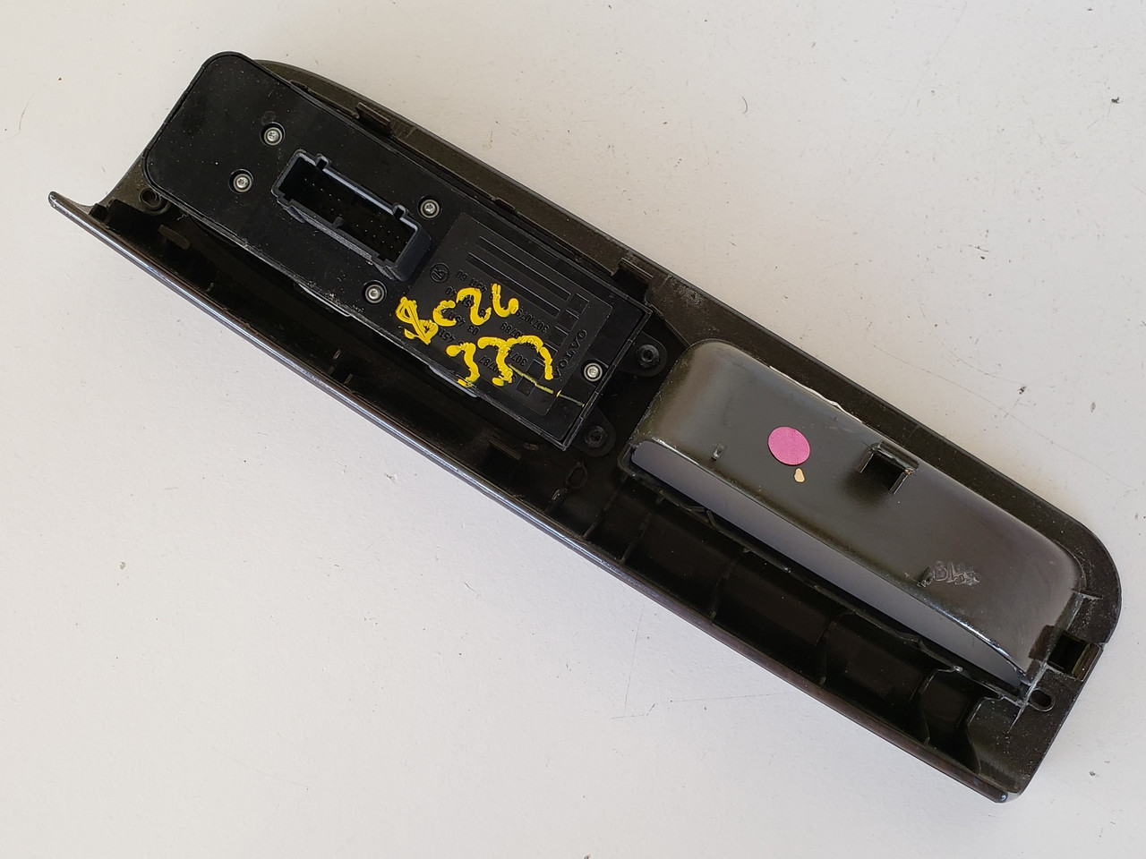 04-06 Volvo S40 30710787 Drivers Side Left Master Window Switch OEM