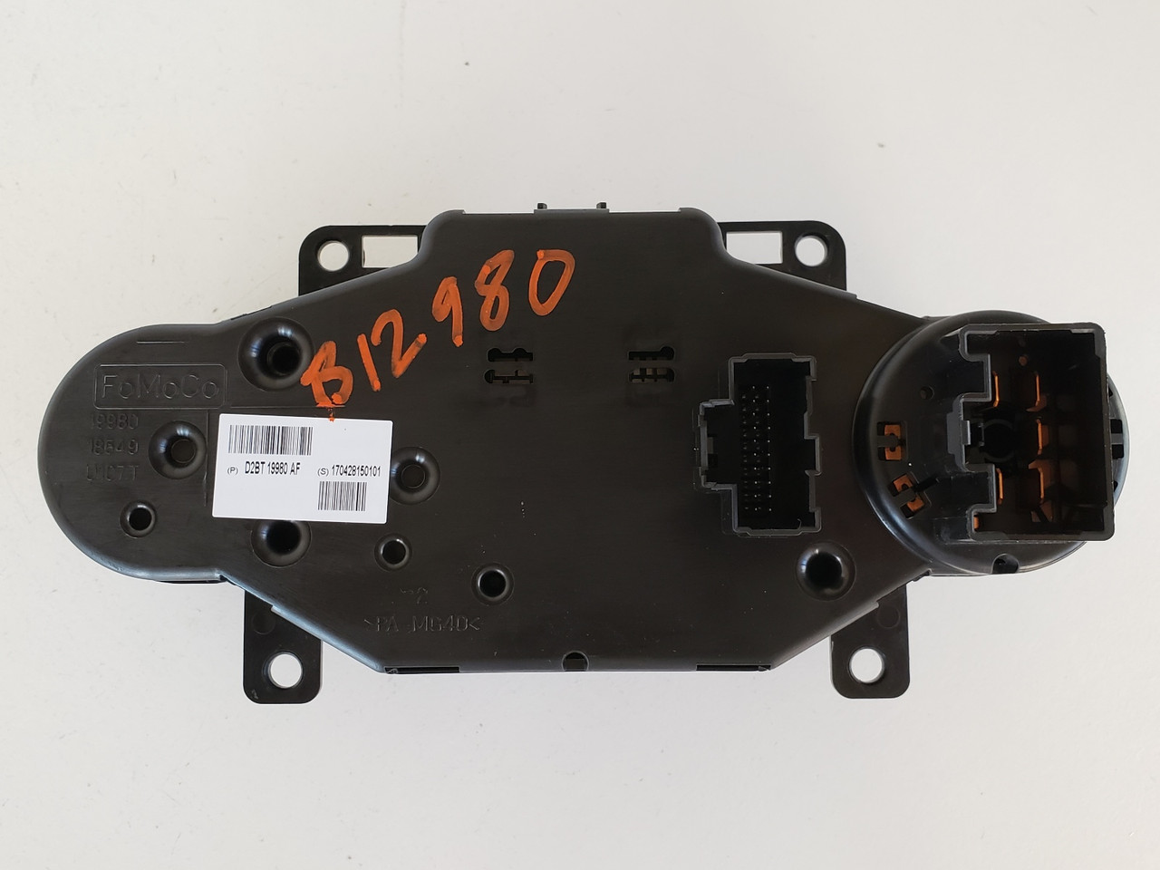 14-19 Fiesta D2BT-19980-AF Climate Control Panel Temperature Unit A/C Heater 14-19 Fiesta D2BT-19980-AF Climate Control Panel Temperature Unit A/C Heater