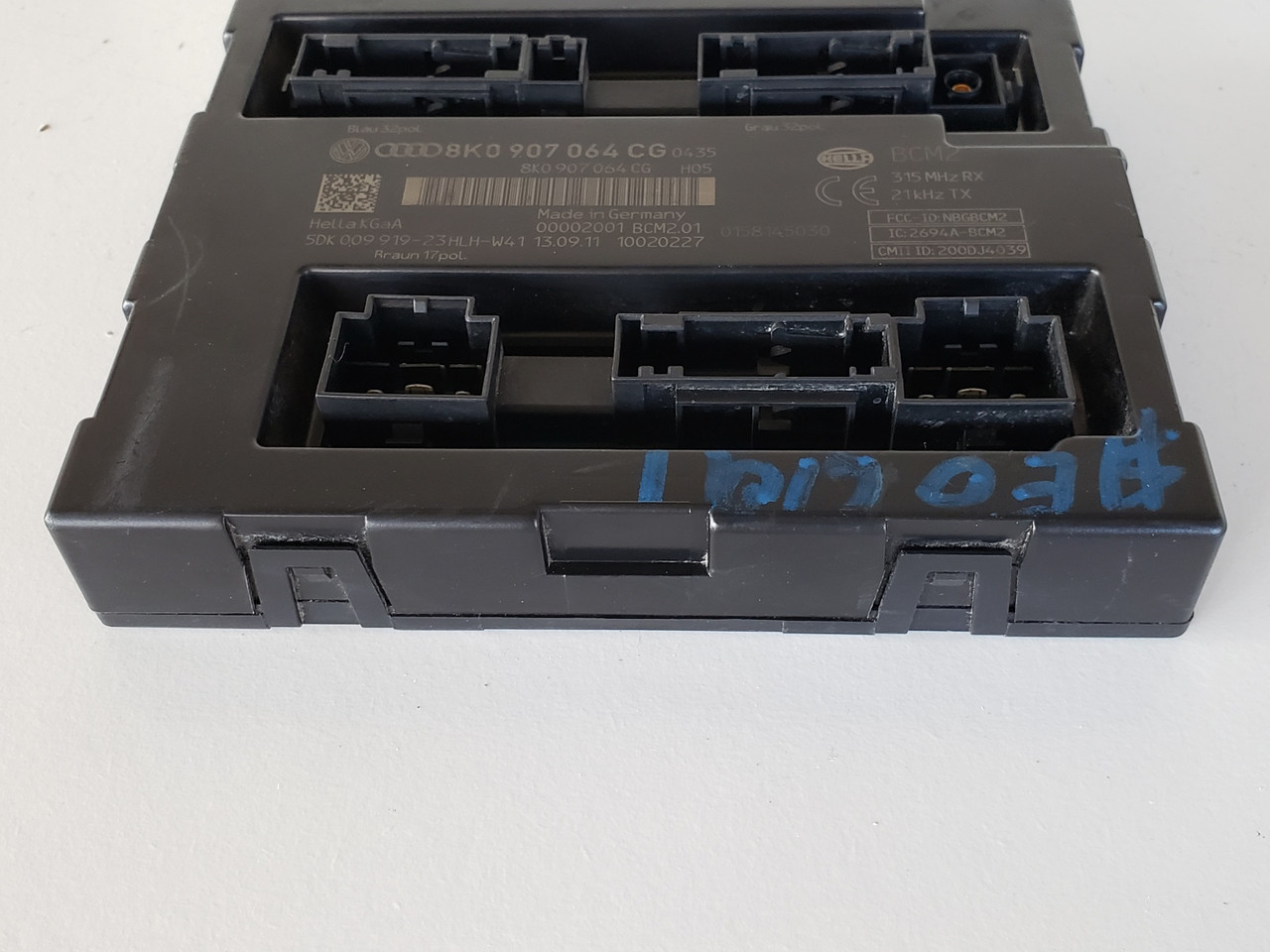 2008-2012 Audi A4 8K0 907 064 CG BCM BCU Body Control Unit Module