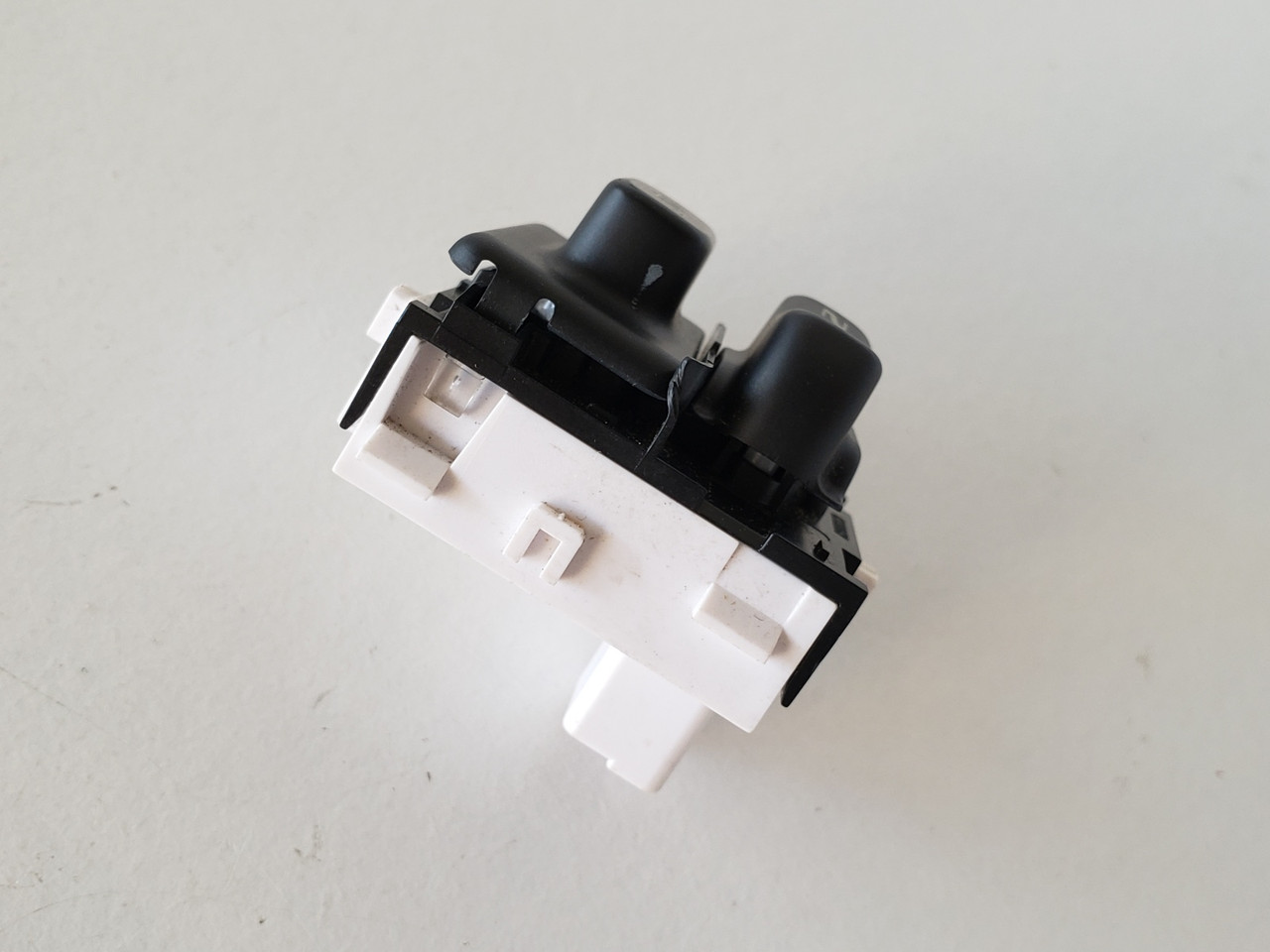 03-07 Cadillac CTS 25749090 Seat Memory Switch Control OEM