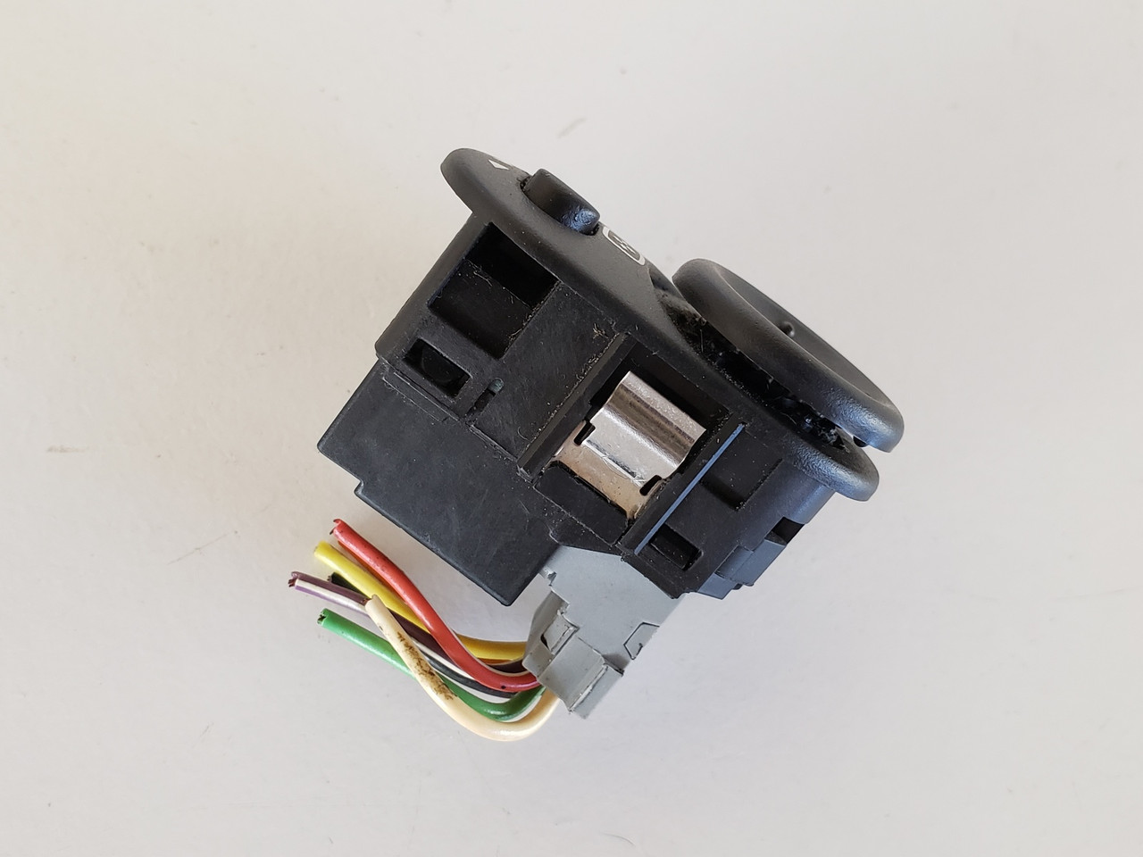 Saturn Vue 22 683 450 Mirror Switch OEM