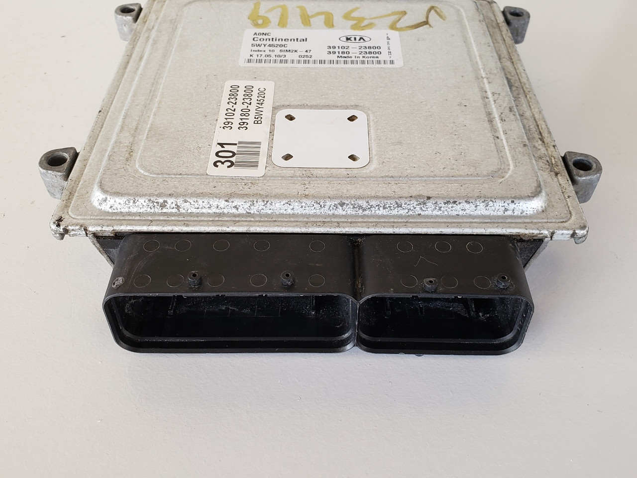 2010 Kia Soul 39180-23800 Computer Brain Engine Control ECU ECM EBX Module