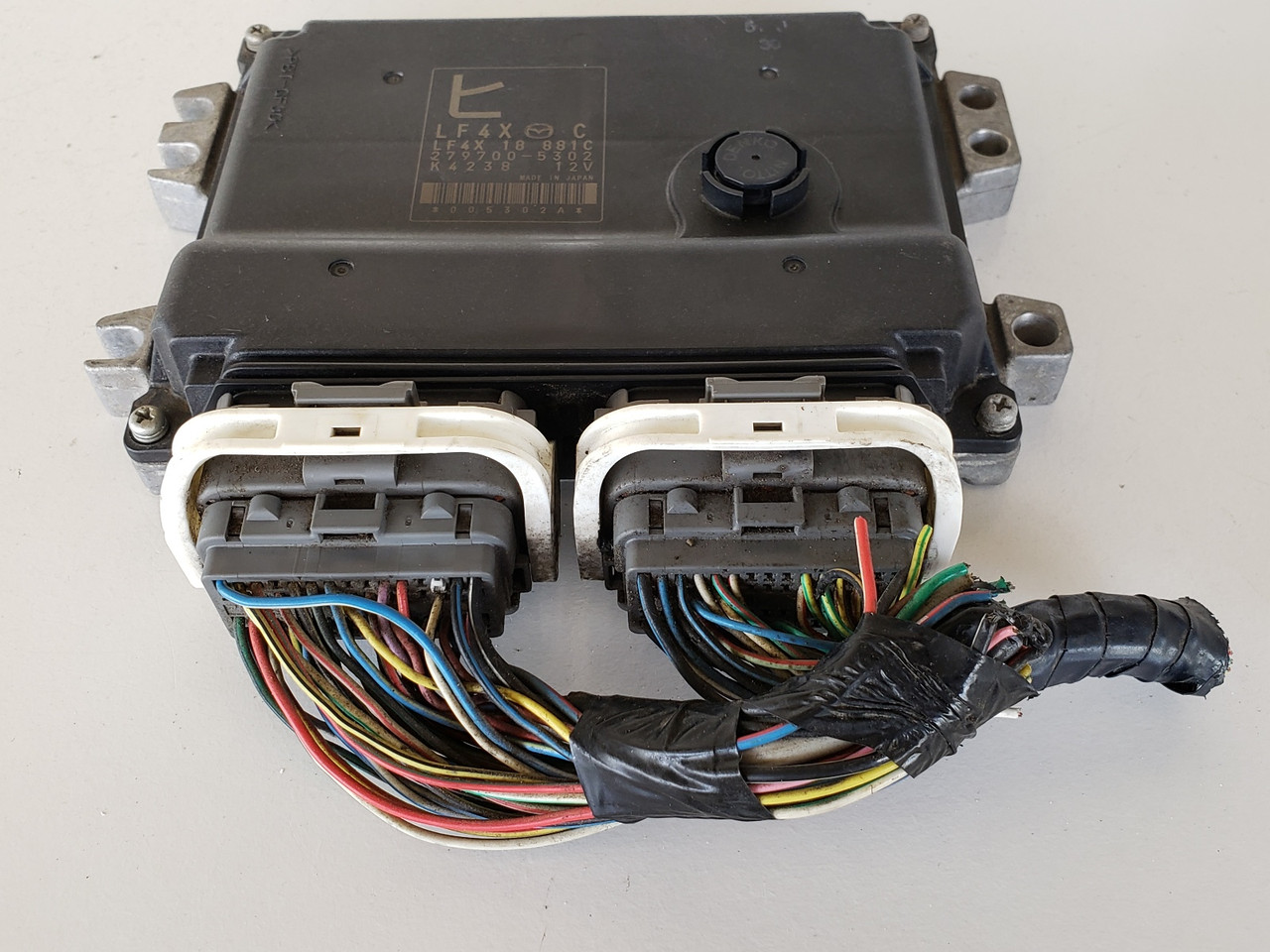 08 MX-5 MX5 Miata LF4X 18 881C Computer Brain Engine Control ECU