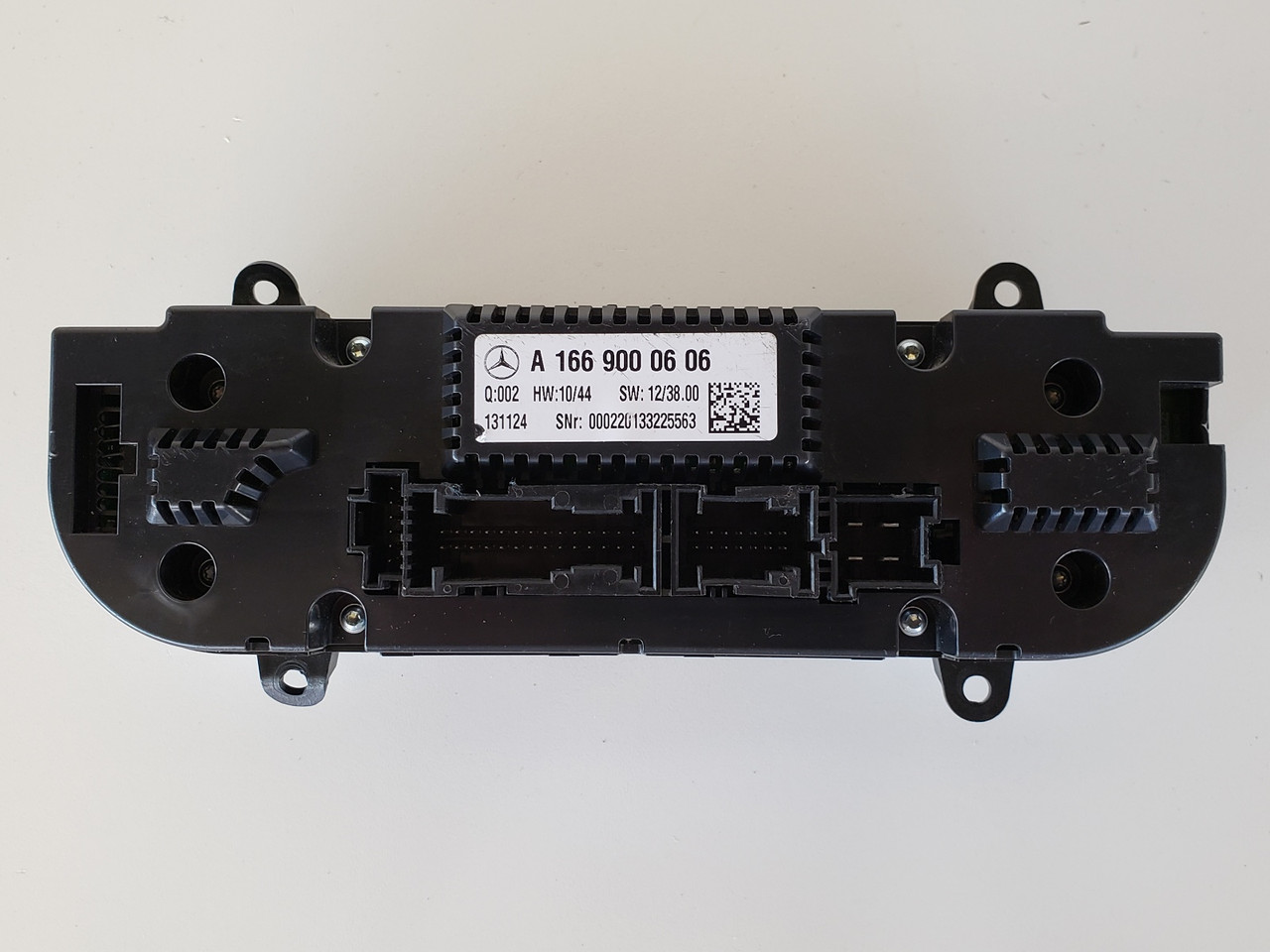 14-15 Mercedes GL450 A 166 900 06 06 Climate Control Panel Temp Unit A/C Heater 14-15 Mercedes GL450 A 166 900 06 06 Climate Control Panel Temp Unit A/C Heater