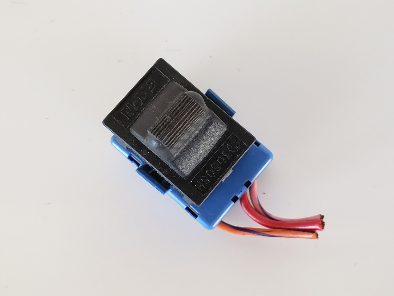 91-95 Dodge Caravan 4373860 Door Lock Switch OEM 91-95 Dodge Caravan 4373860 Door Lock Switch OEM