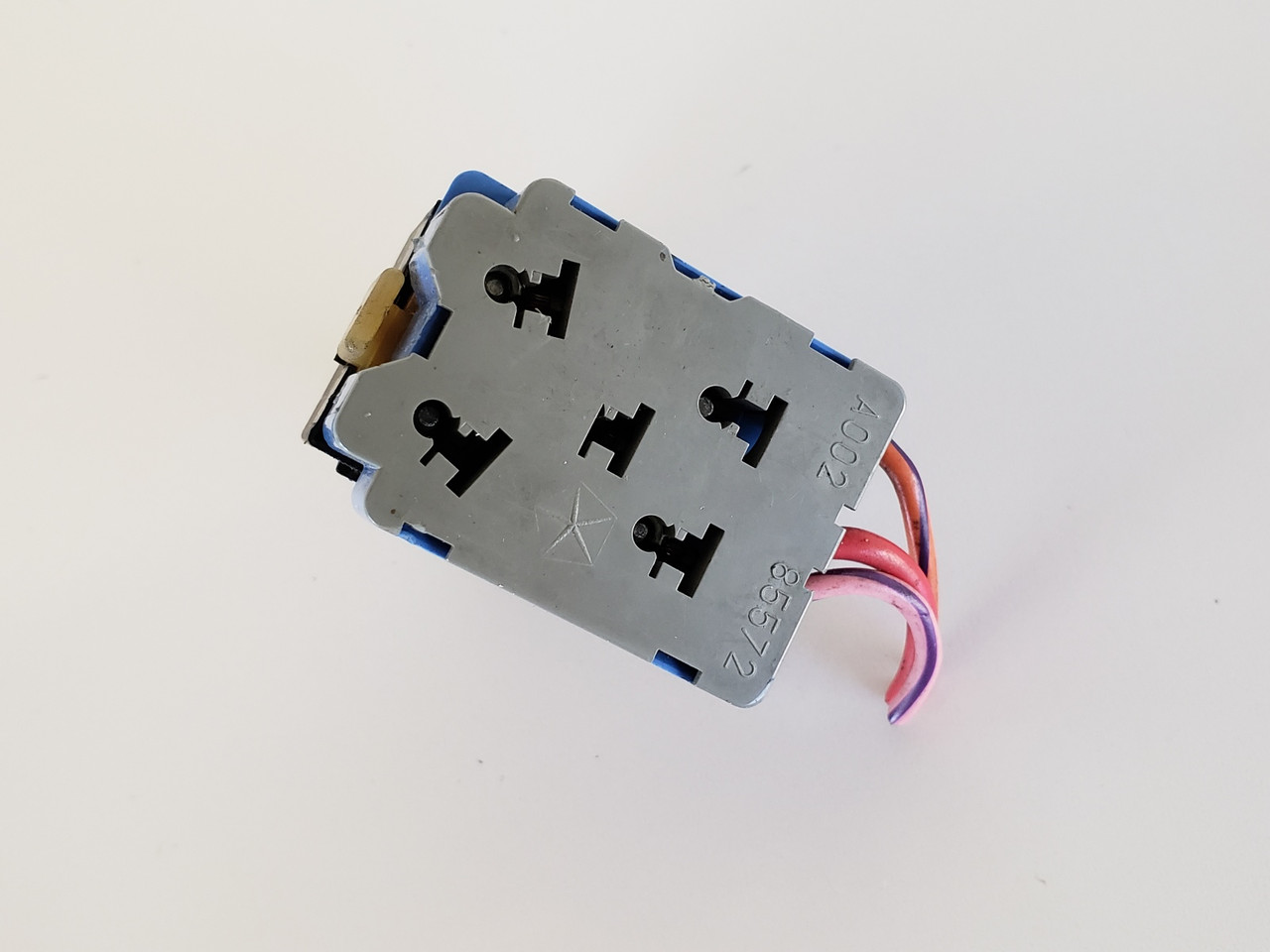 91-95 Dodge Caravan 4373860 Door Lock Switch OEM 91-95 Dodge Caravan 4373860 Door Lock Switch OEM