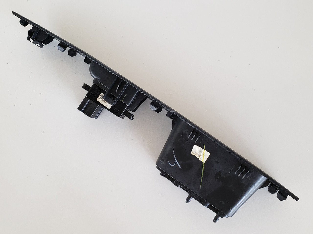 07-12 Nissan Sentra 82961-ET000 Right Rear Passenger Window Switch OEM