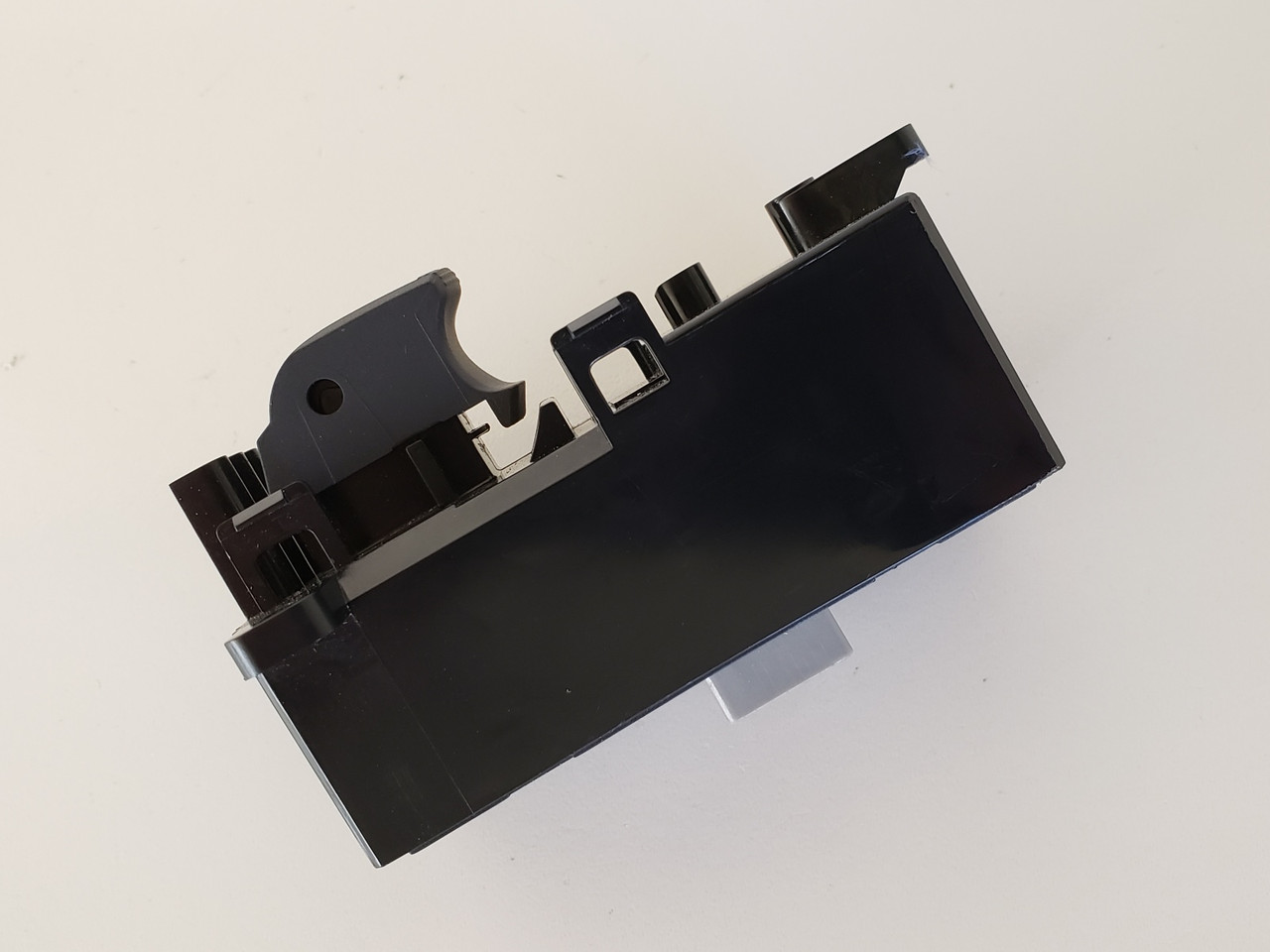 10-15 Hyundai Tucson Left & Right Rear Passenger Window Switch OEM 10-15 Hyundai Tucson Left & Right Rear Passenger Window Switch OEM